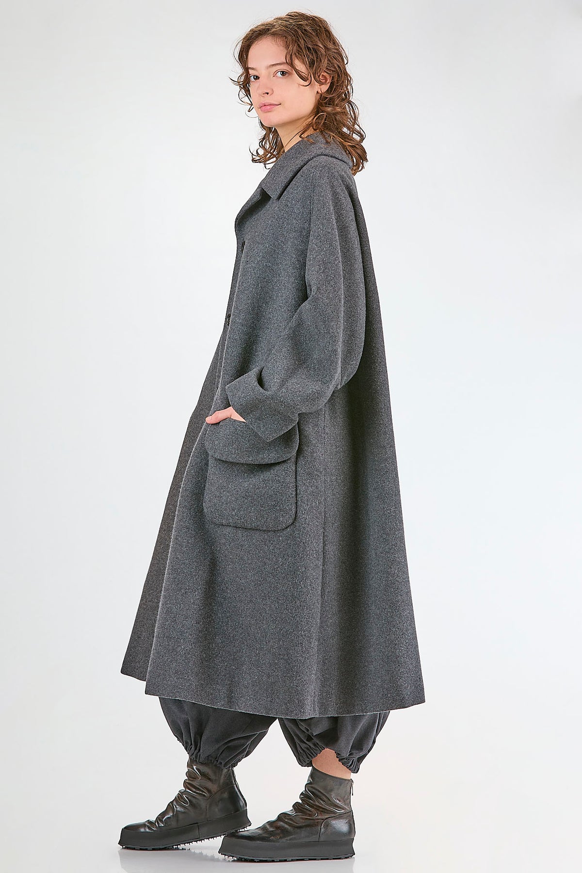 Ivo Milan Radical Fashion - cappotti - COMME DES GARÇONS-COMME DES GARÇONS