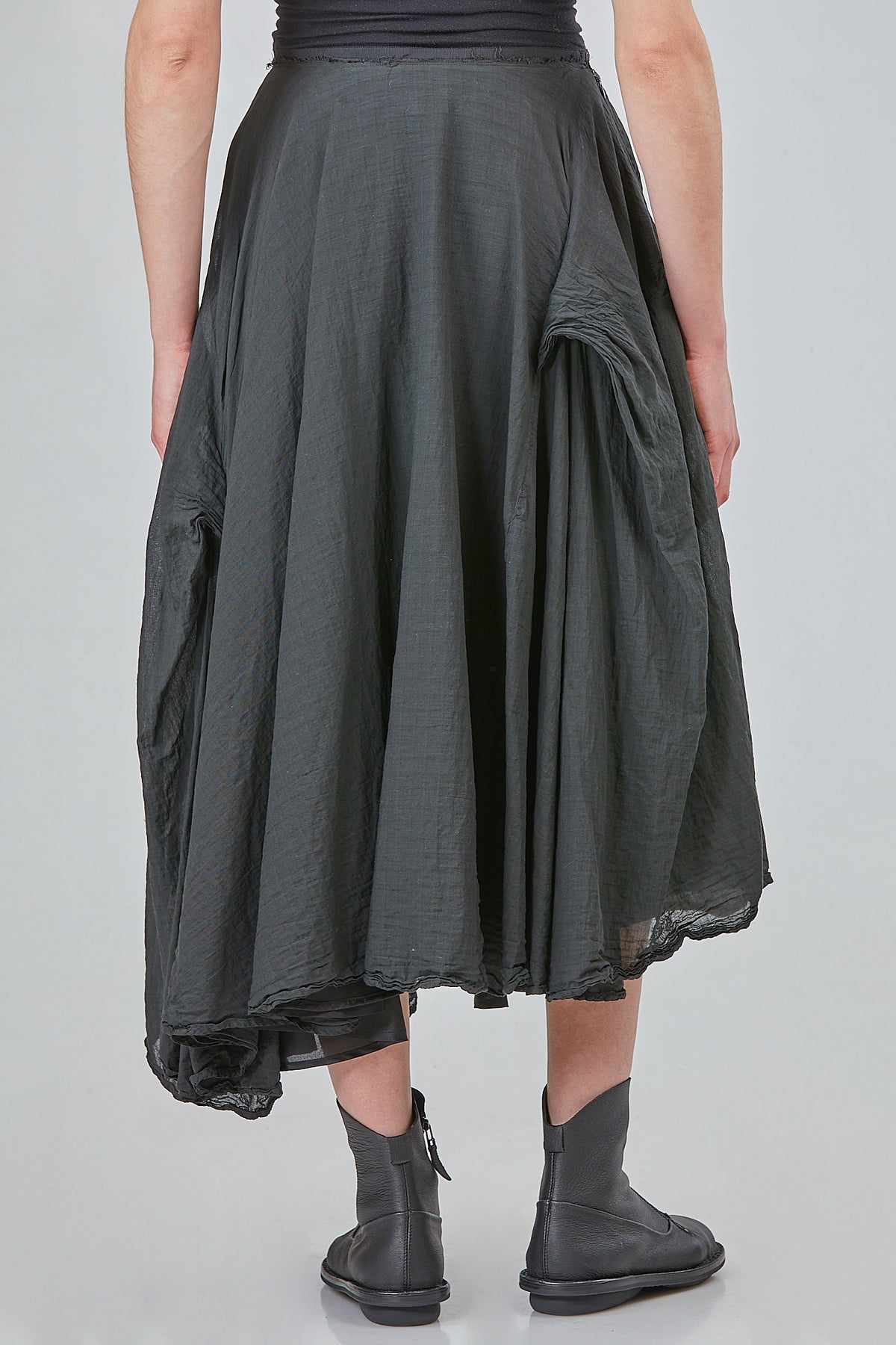 Ivo Milan Radical Fashion - gonne - MARC LE BIHAN