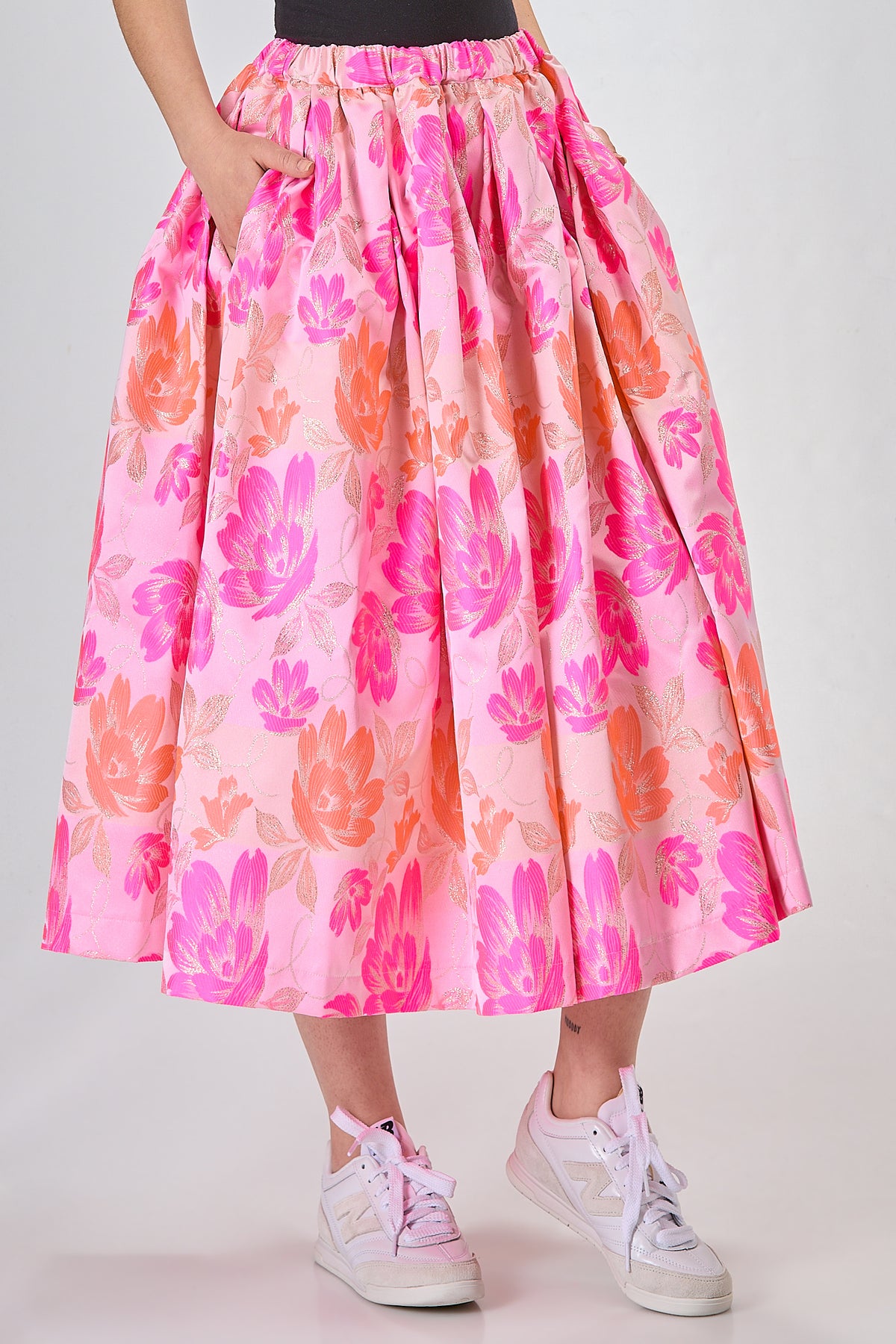 http://localhost:8180/imgBeestore/31735-1 A.jpg