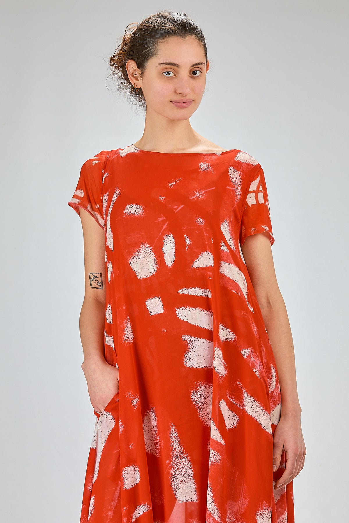 http://localhost:8180/imgBeestore/31795-1.jpg