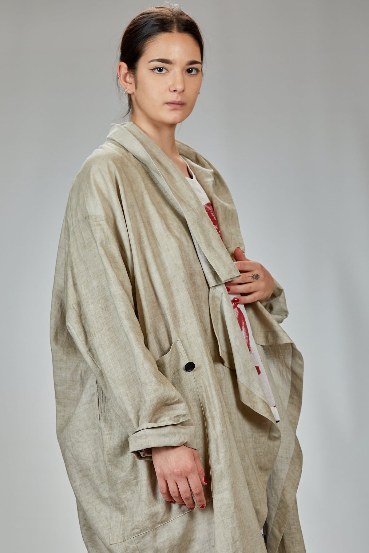 Ivo Milan Radical Fashion - soprabiti - MOYURU
