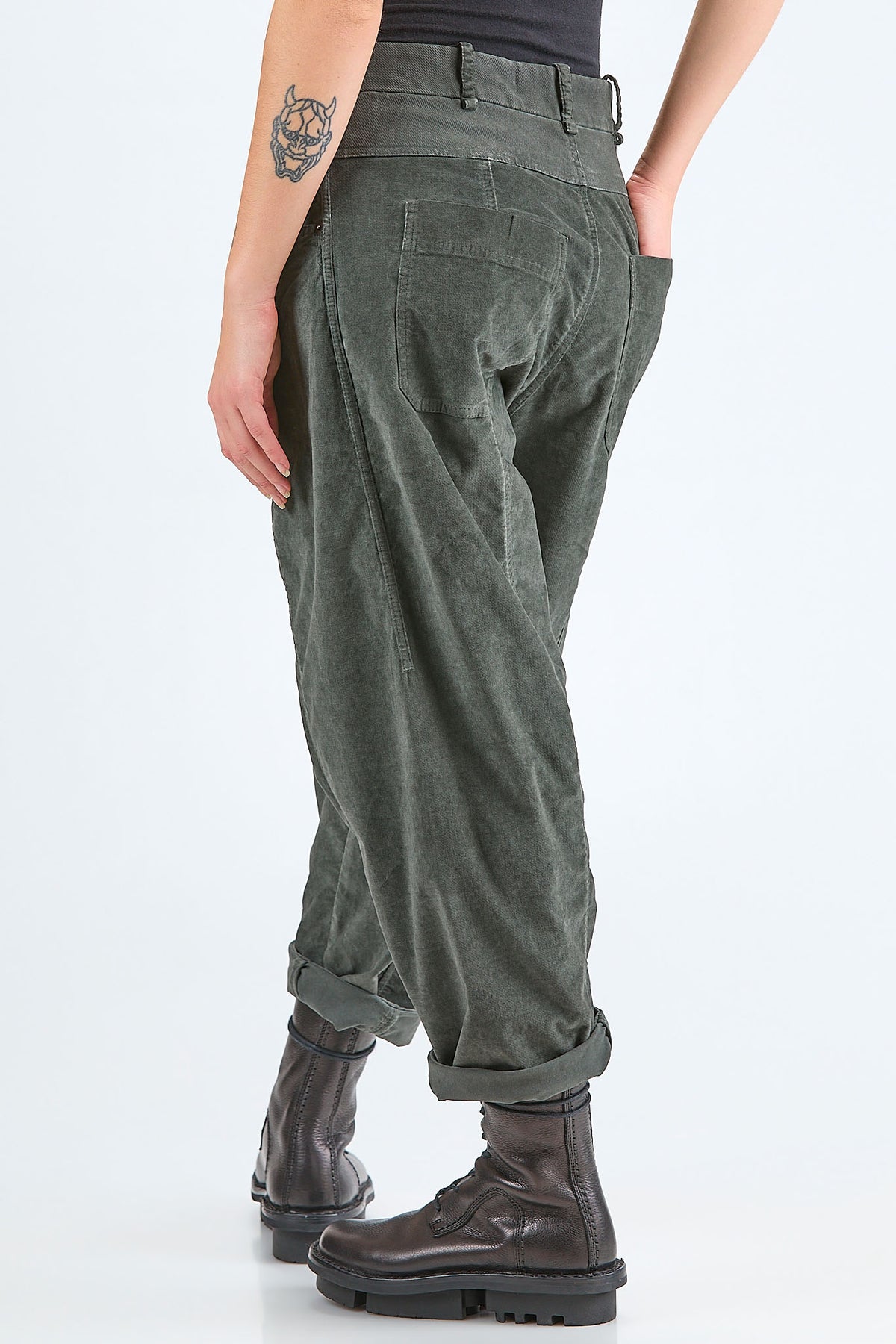 Ivo Milan Radical Fashion - pantaloni - MASNADA