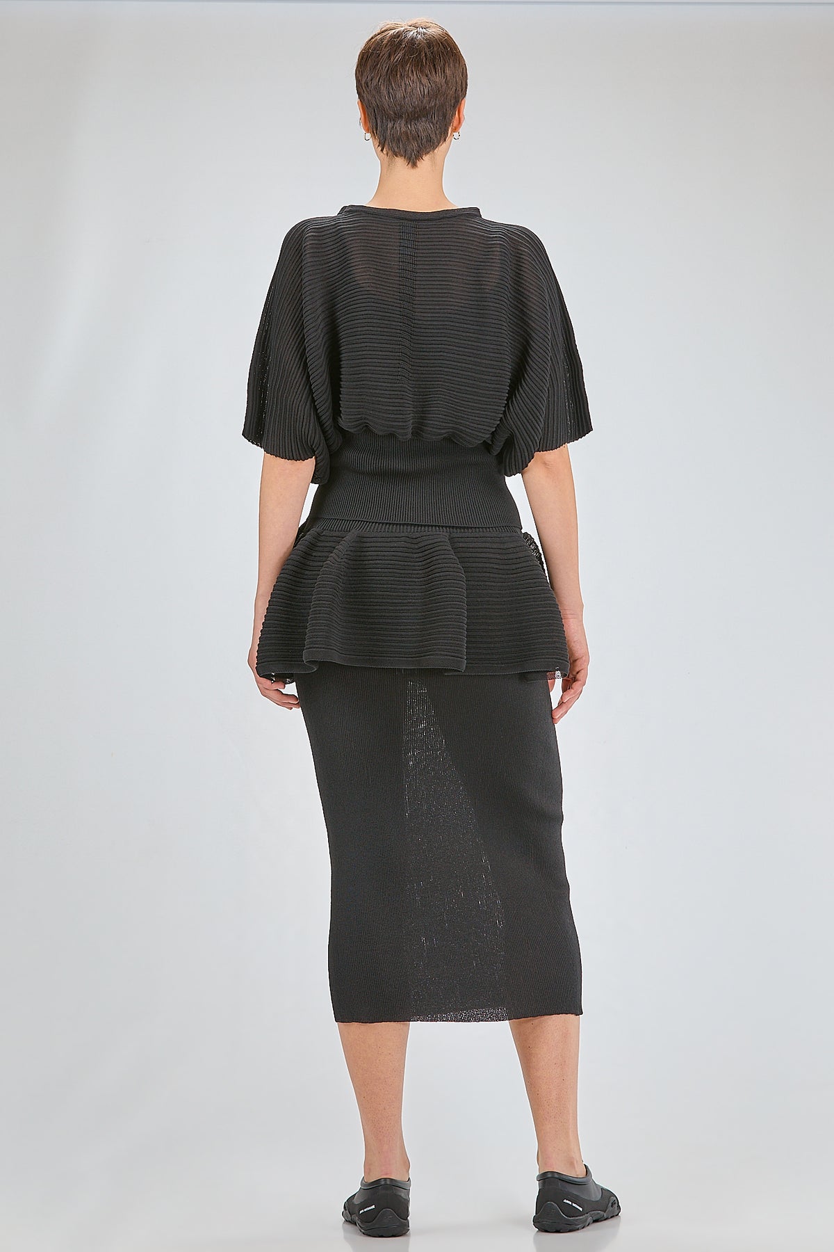 http://localhost:8180/imgBeestore/31662-1 A.jpg