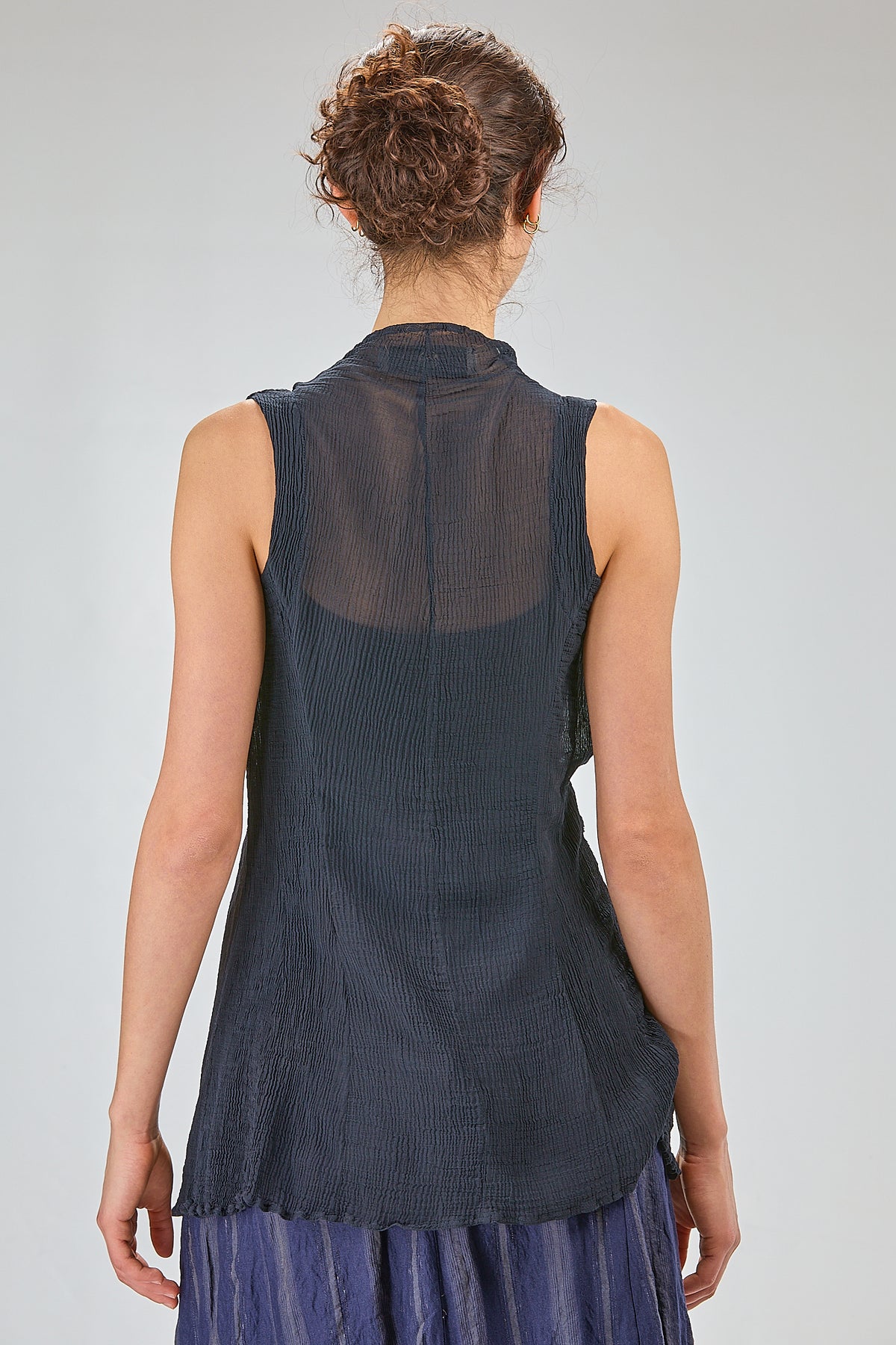 http://localhost:8180/imgBeestore/31754-1 A.jpg