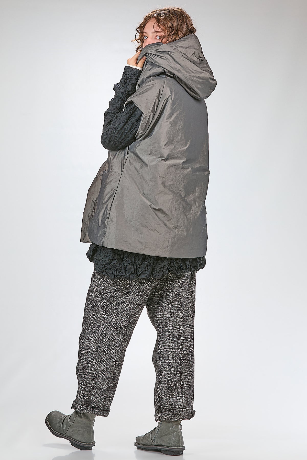 Ivo Milan Radical Fashion - piumini - SHU MORIYAMA