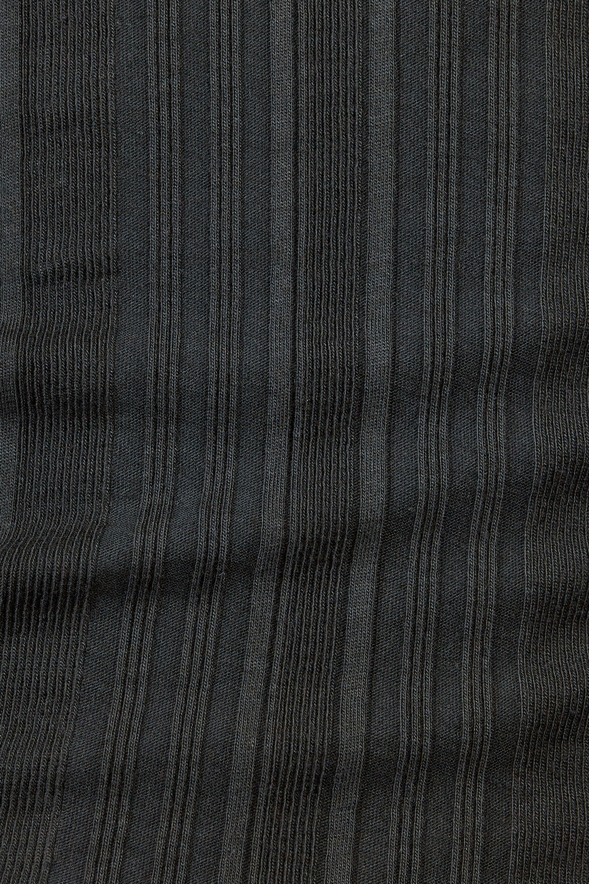 Ivo Milan Radical Fashion - top - AEQUAMENTE