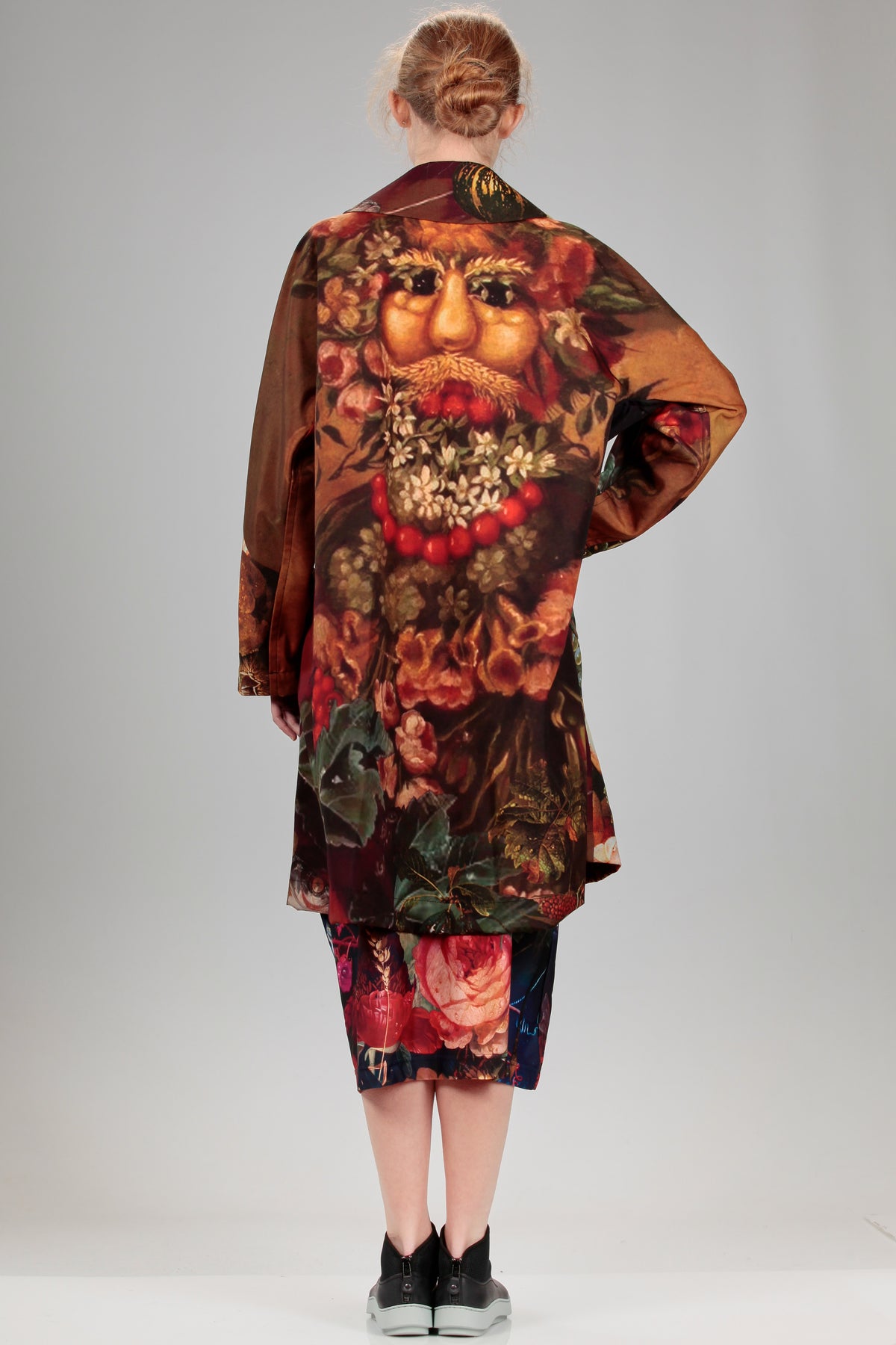 Double-breasted overcoat