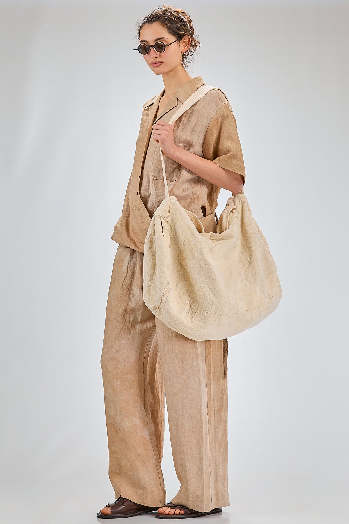 http://localhost:8180/imgBeestore/31780-1 A.jpg