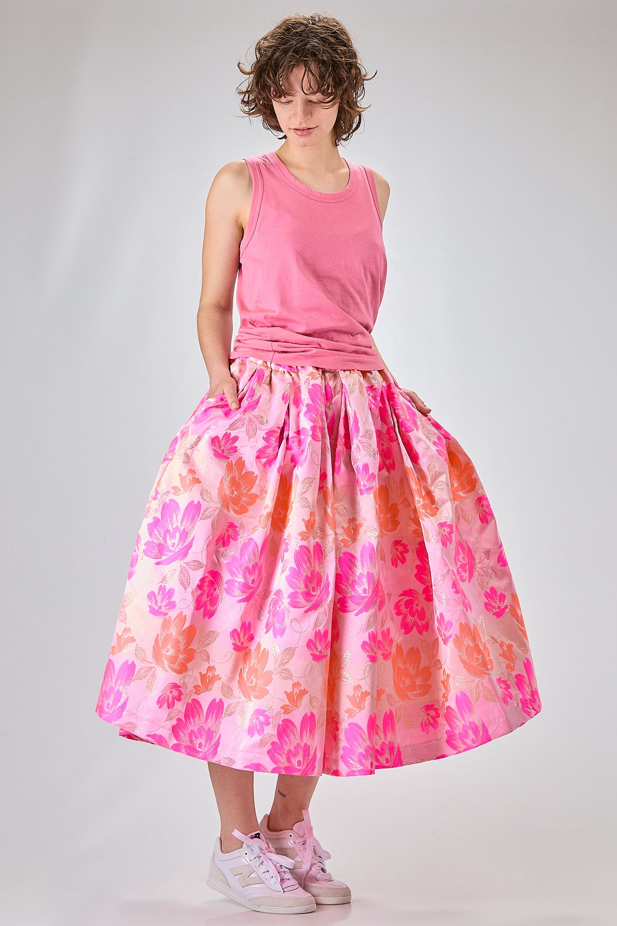 http://localhost:8180/imgBeestore/31733-1 A.jpg