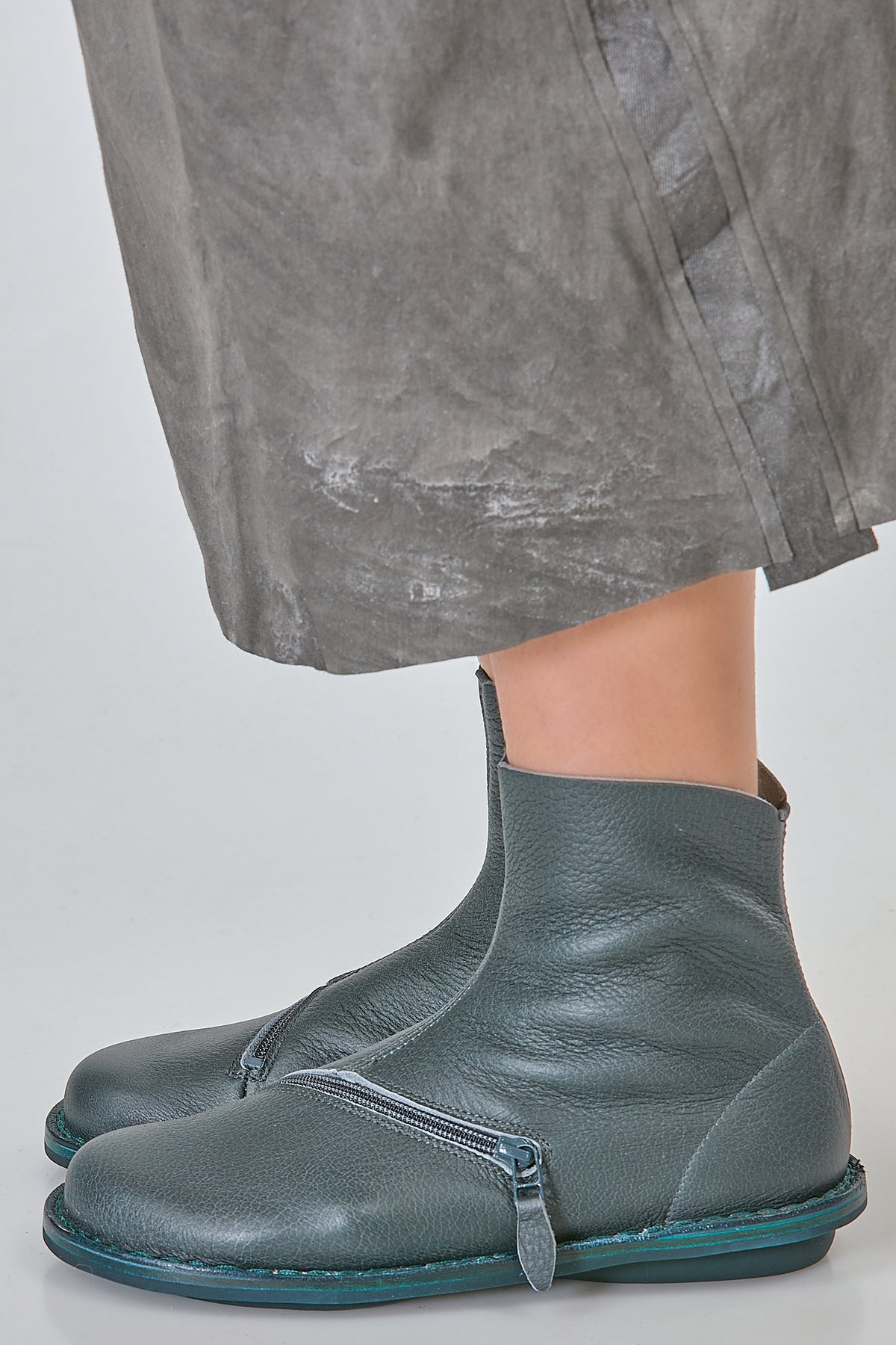 http://localhost:8180/imgBeestore/31854-1 A.jpg