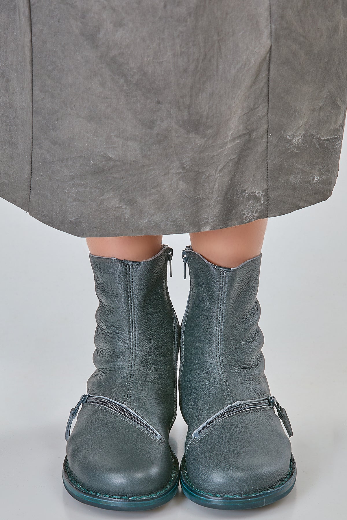 http://localhost:8180/imgBeestore/31854-1 A.jpg