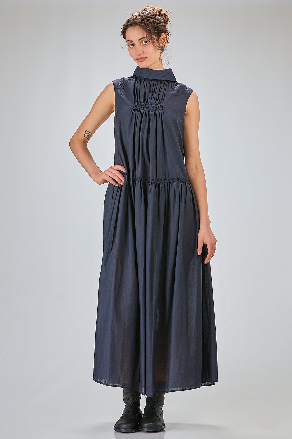 http://localhost:8180/imgBeestore/31750-1 A.jpg