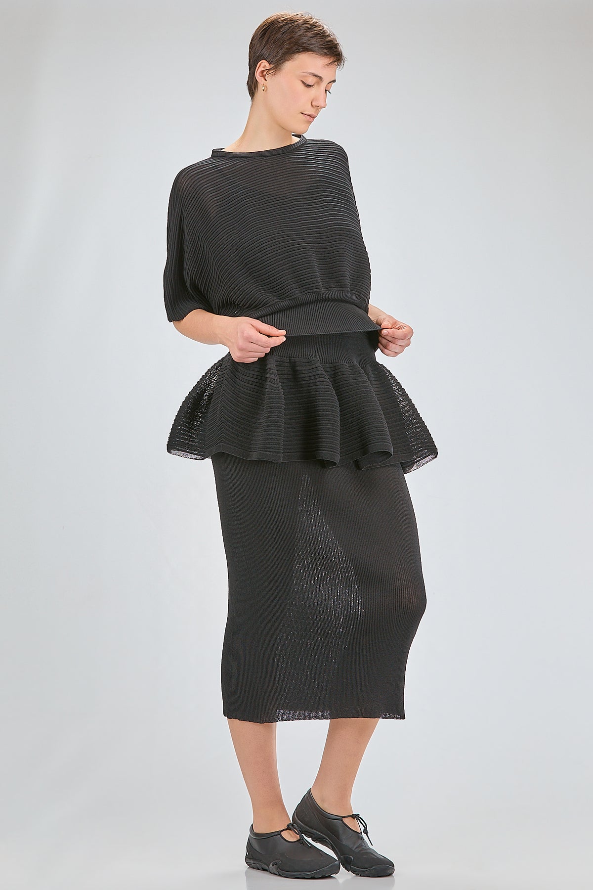 http://localhost:8180/imgBeestore/31662-1 A.jpg