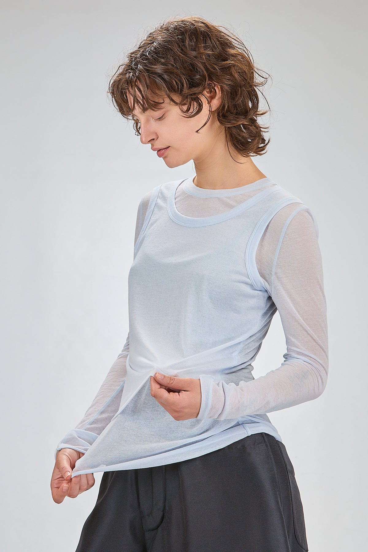 http://localhost:8180/imgBeestore/31768-1 A.jpg