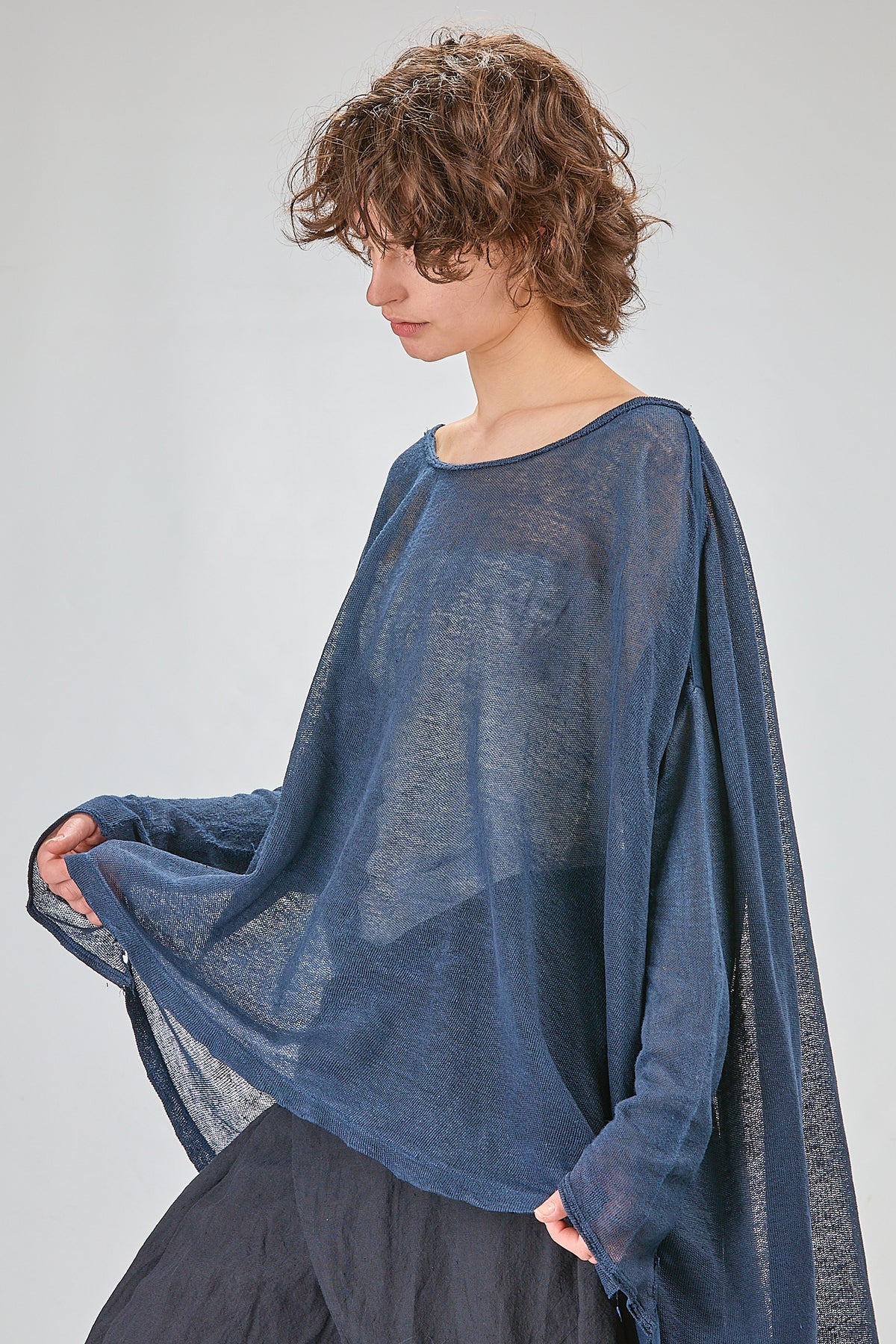 http://localhost:8180/imgBeestore/31759-1 A.jpg