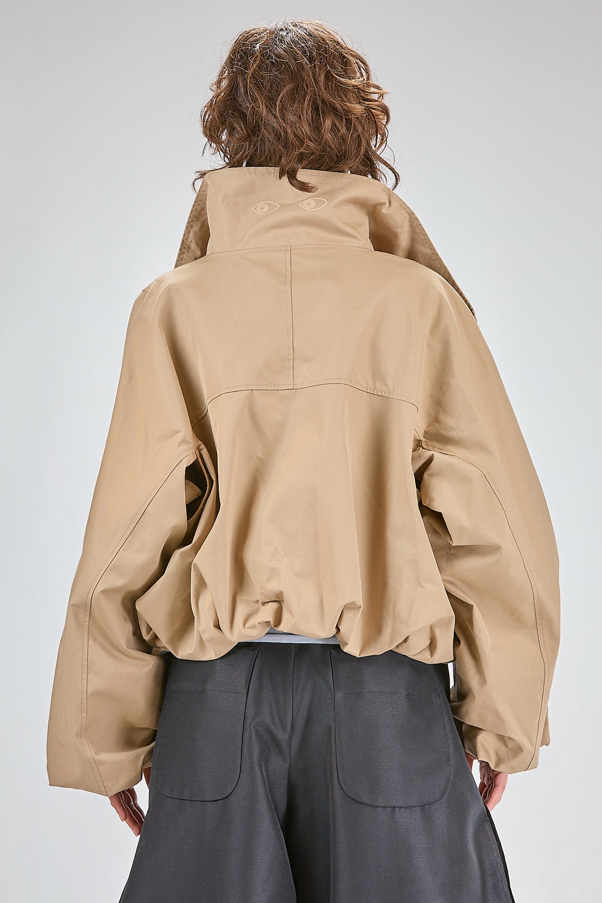 http://localhost:8180/imgBeestore/31769-1 A.jpg