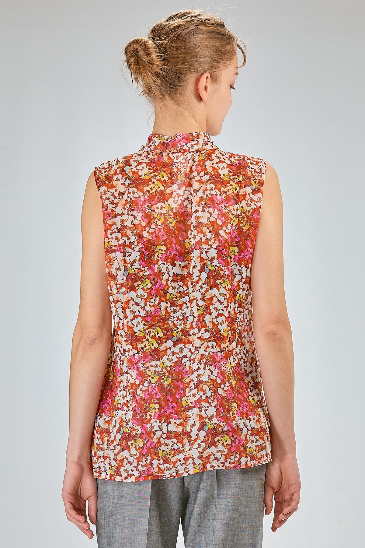 http://localhost:8180/imgBeestore/31717-1 A.jpg