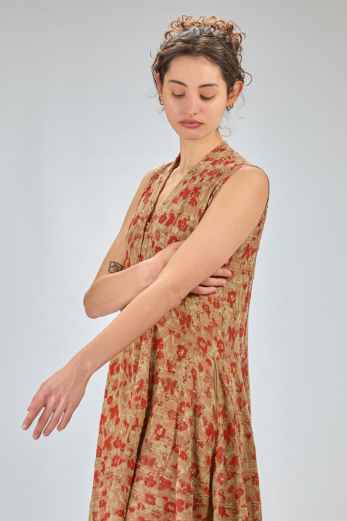 http://localhost:8180/imgBeestore/31650-1 A.jpg