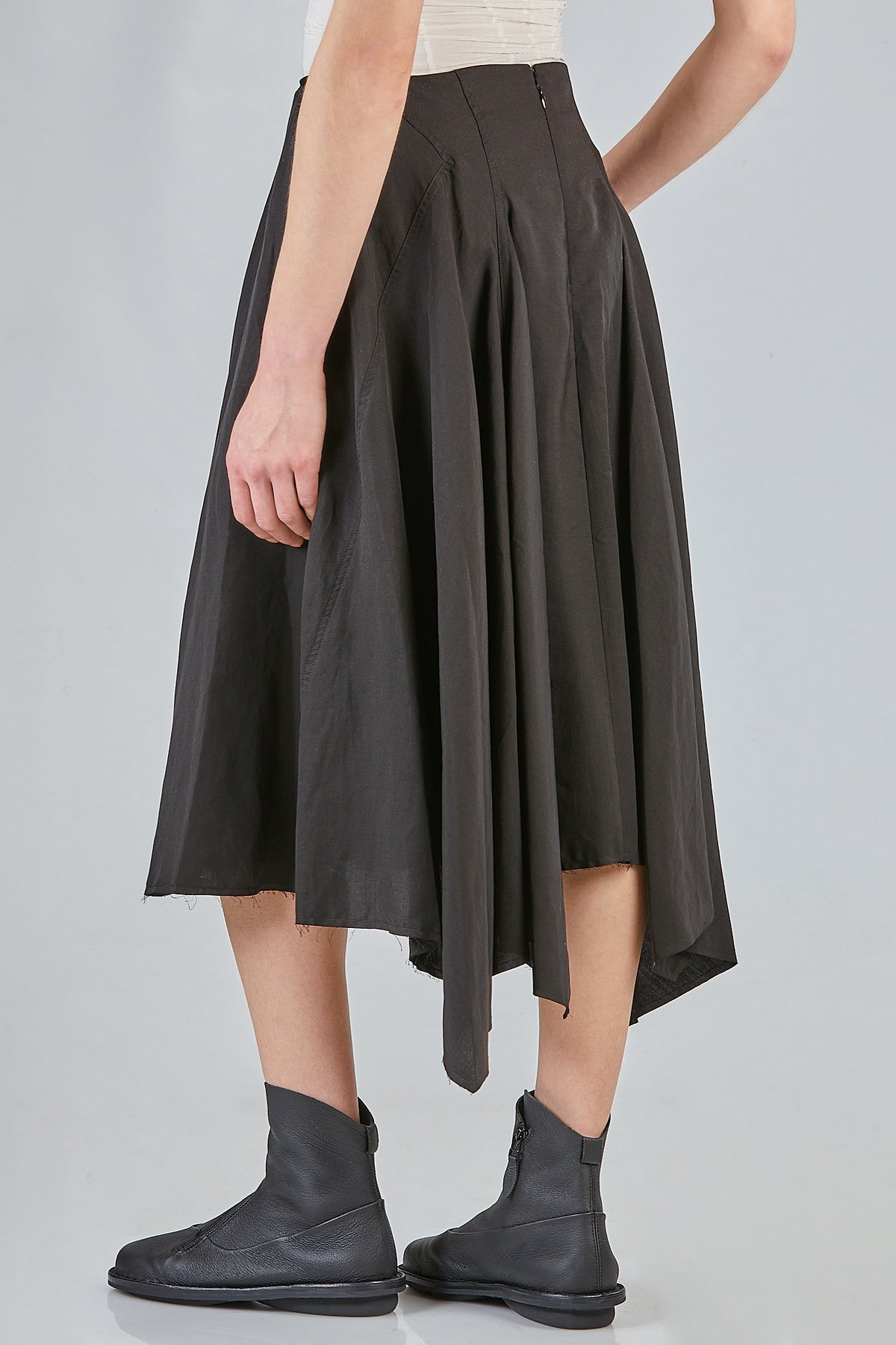 Ivo Milan Radical Fashion - gonne - FORME DEXPRESSION