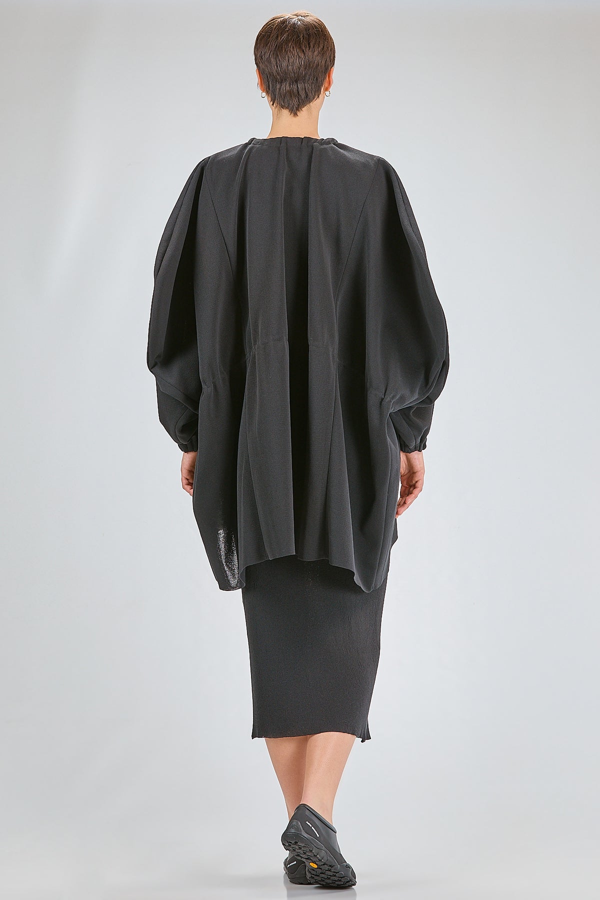 http://localhost:8180/imgBeestore/31659-1 A.jpg