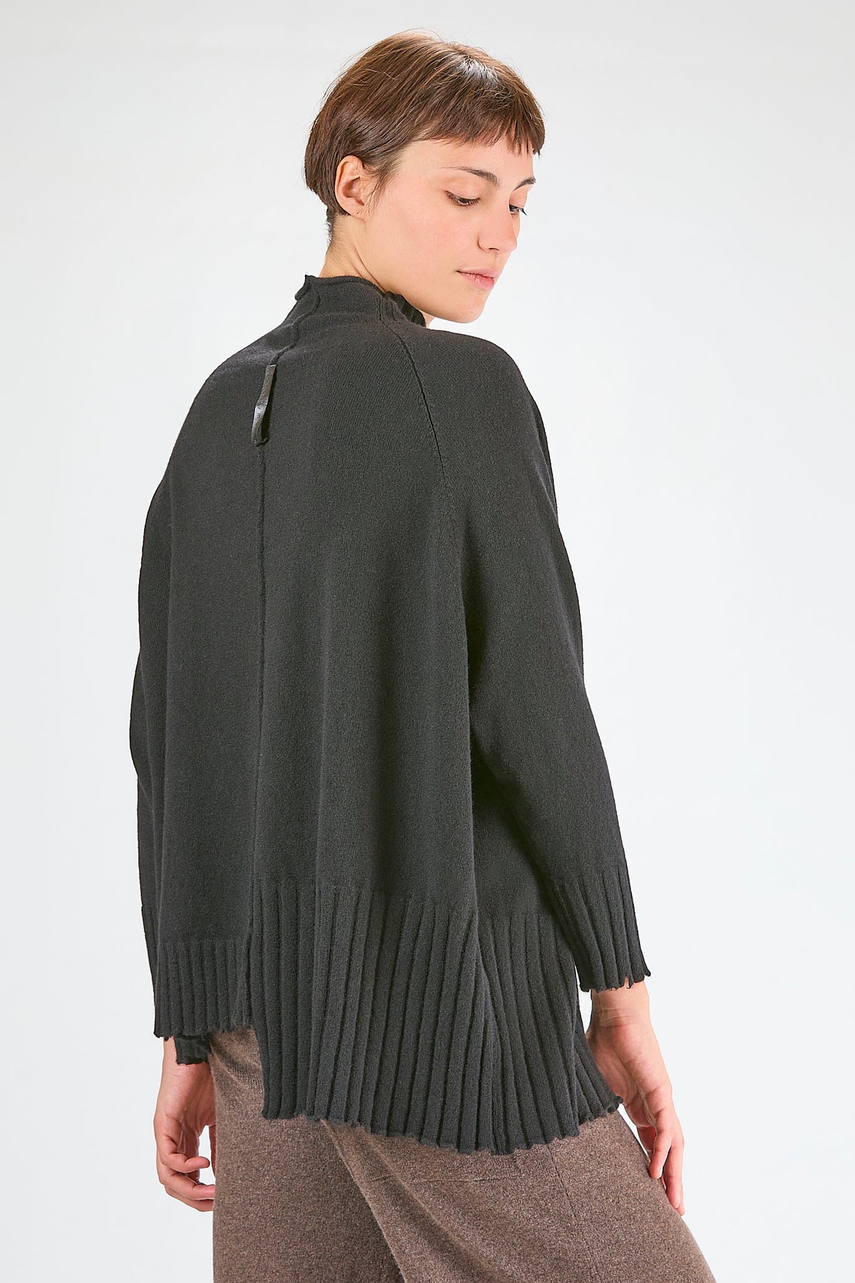 Ivo Milan Radical Fashion - maglieria d. - SERIEN°UMERICA
