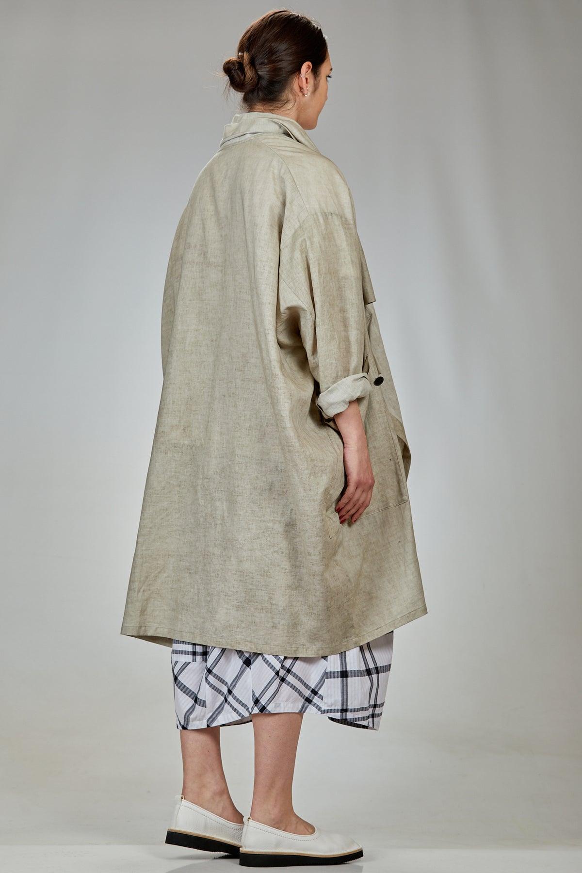Ivo Milan Radical Fashion - soprabiti - MOYURU