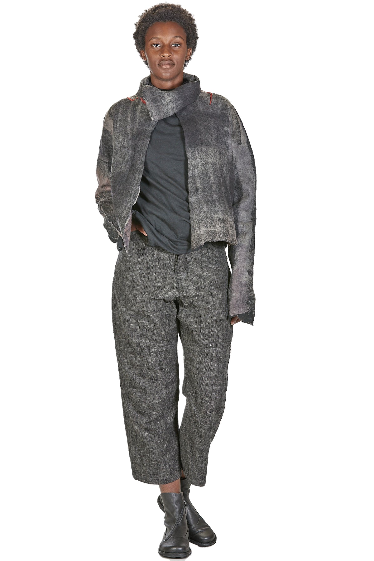 \GESTIONALEimgBeestore29314-1 A IVO MILAN RADICAL FASHION presents AGOSTINA ZWILLING grey and red hand made reversible wool jacket..jpg