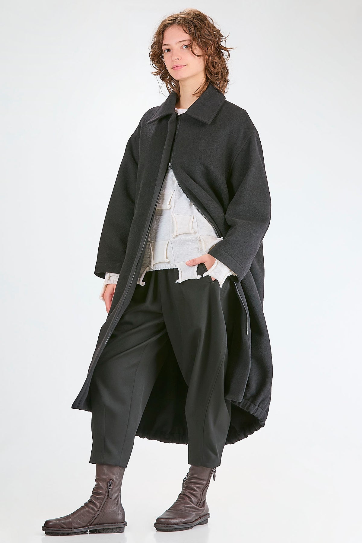 Ivo Milan Radical Fashion - cappotti - CÀPE CONCEPT
