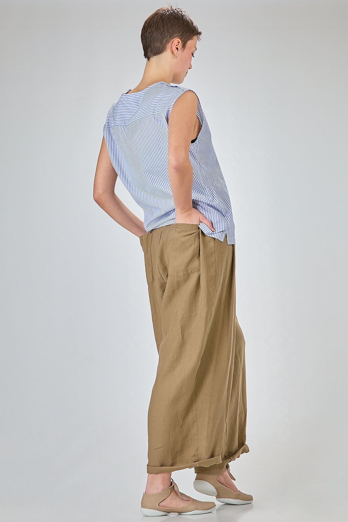 Ivo Milan Radical Fashion - top - CINI