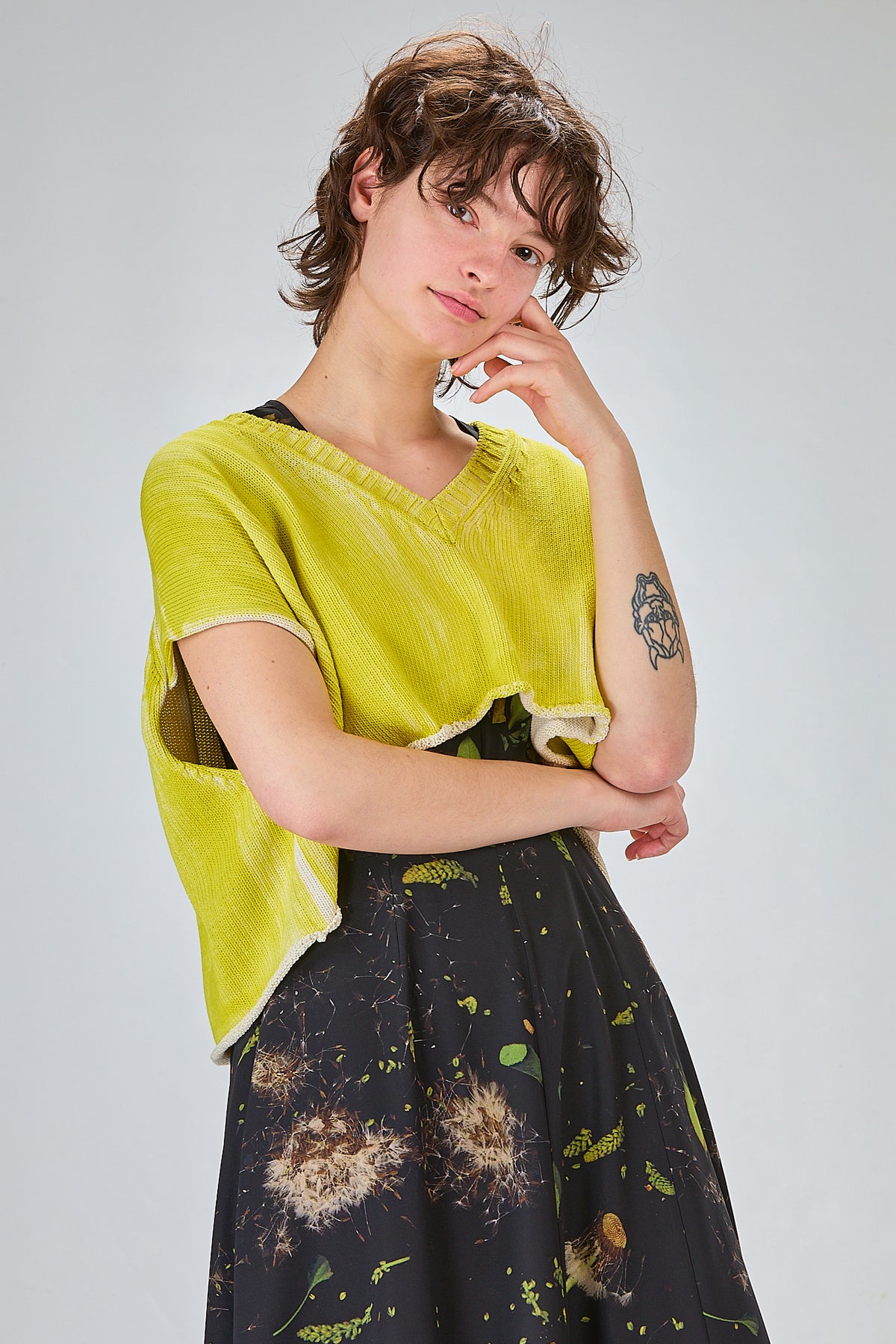 http://localhost:8180/imgBeestore/31816-1 A.jpg