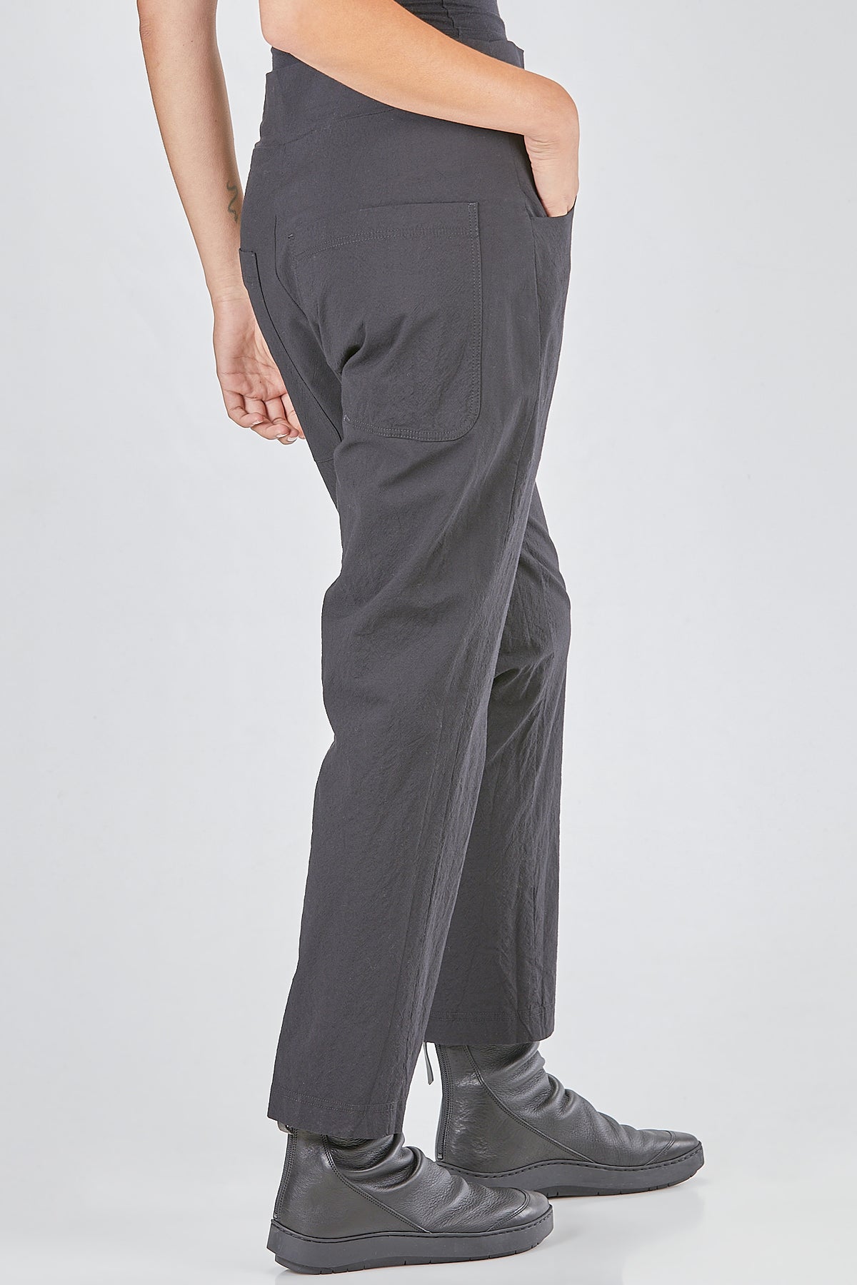 Ivo Milan Radical Fashion - pantaloni - RUNDHOLZ