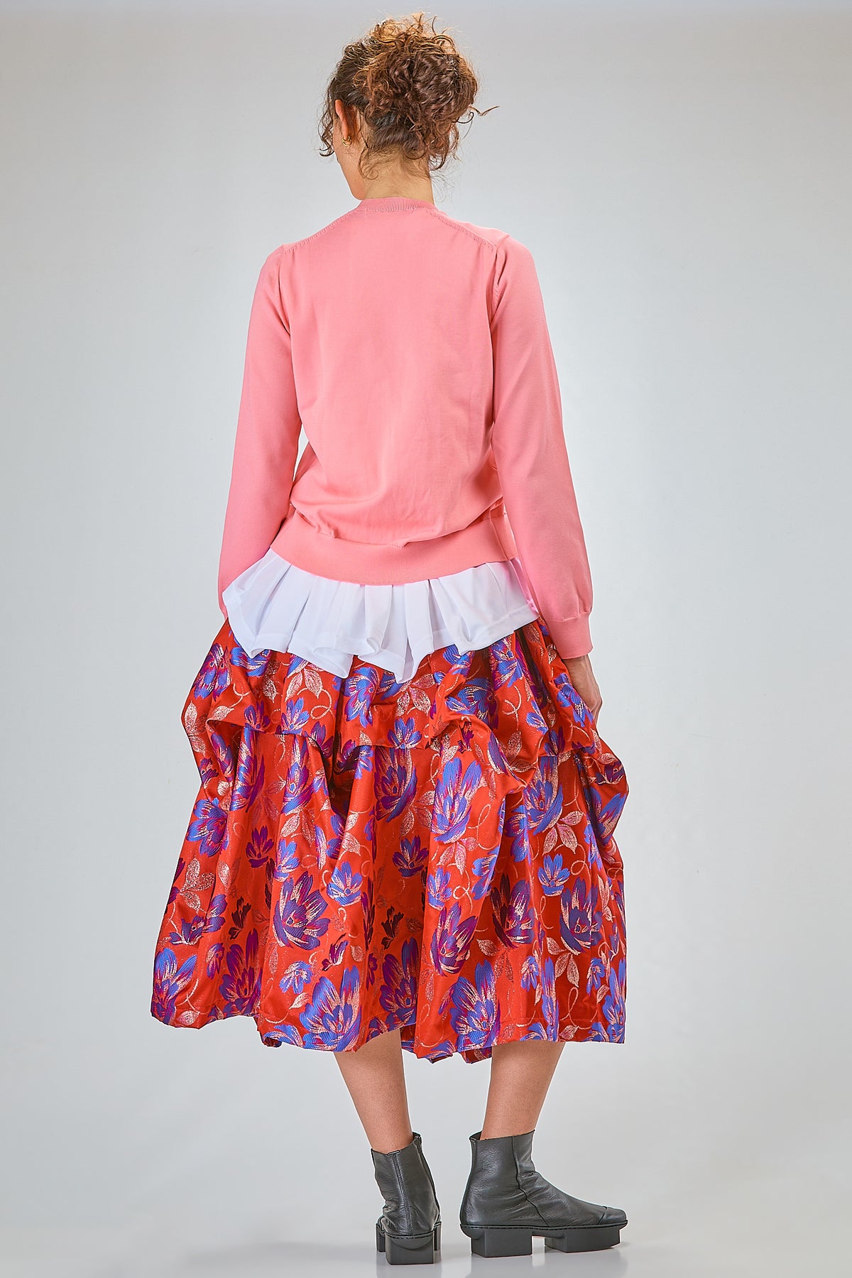 http://localhost:8180/imgBeestore/31734-1 A.jpg