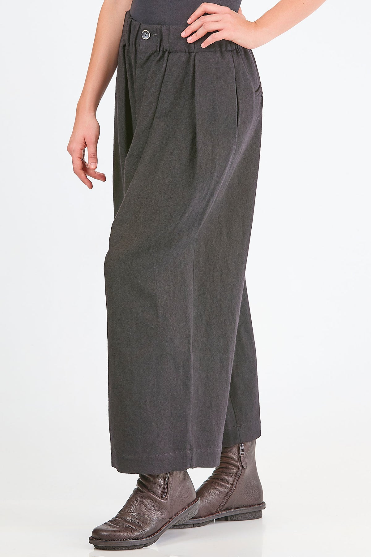 Ivo Milan Radical Fashion - pantaloni - UMA WANG