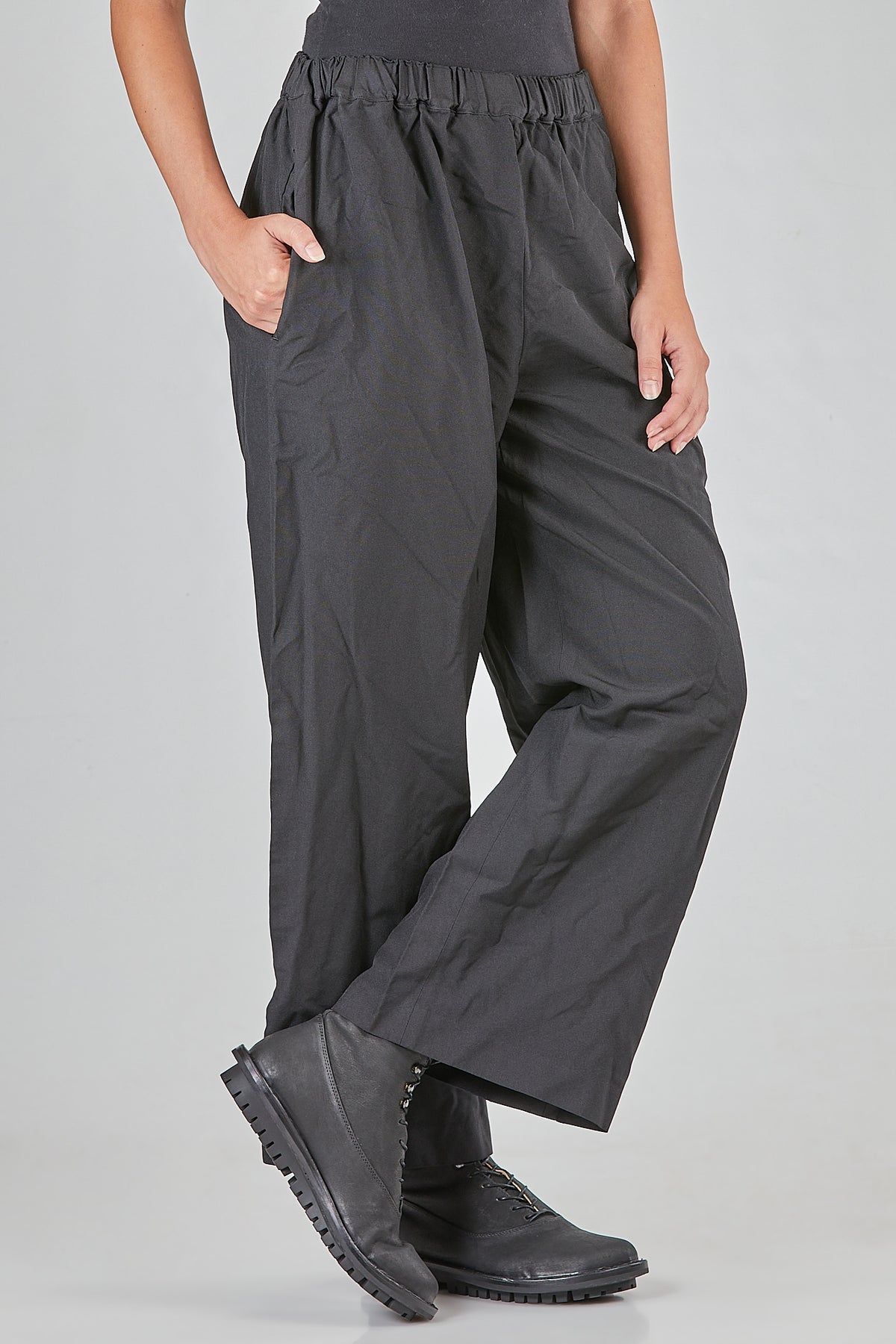 Ivo Milan Radical Fashion - pantaloni - COMME DES GARÇONS-COMME DES GARÇONS