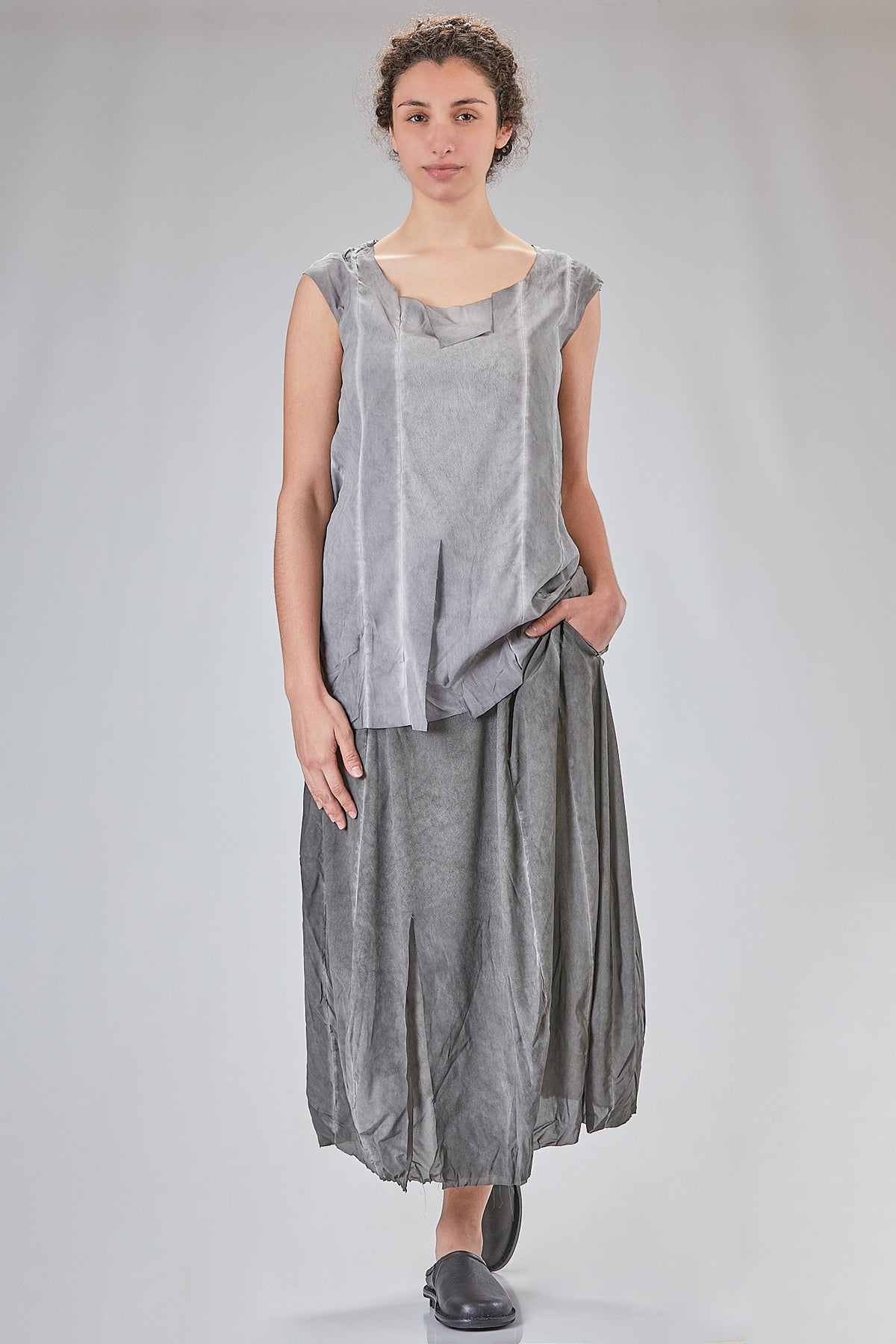 Ivo Milan Radical Fashion - top - RUNDHOLZ DIP