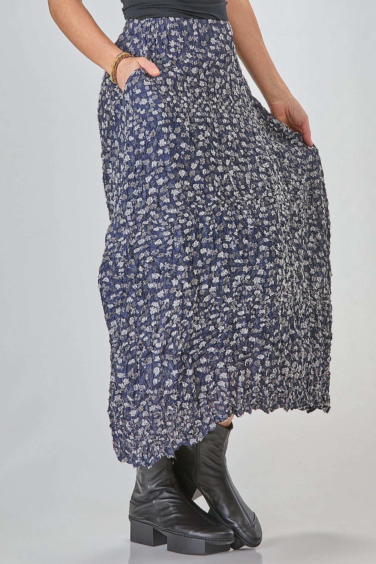Ivo Milan Radical Fashion - gonne - SHU MORIYAMA