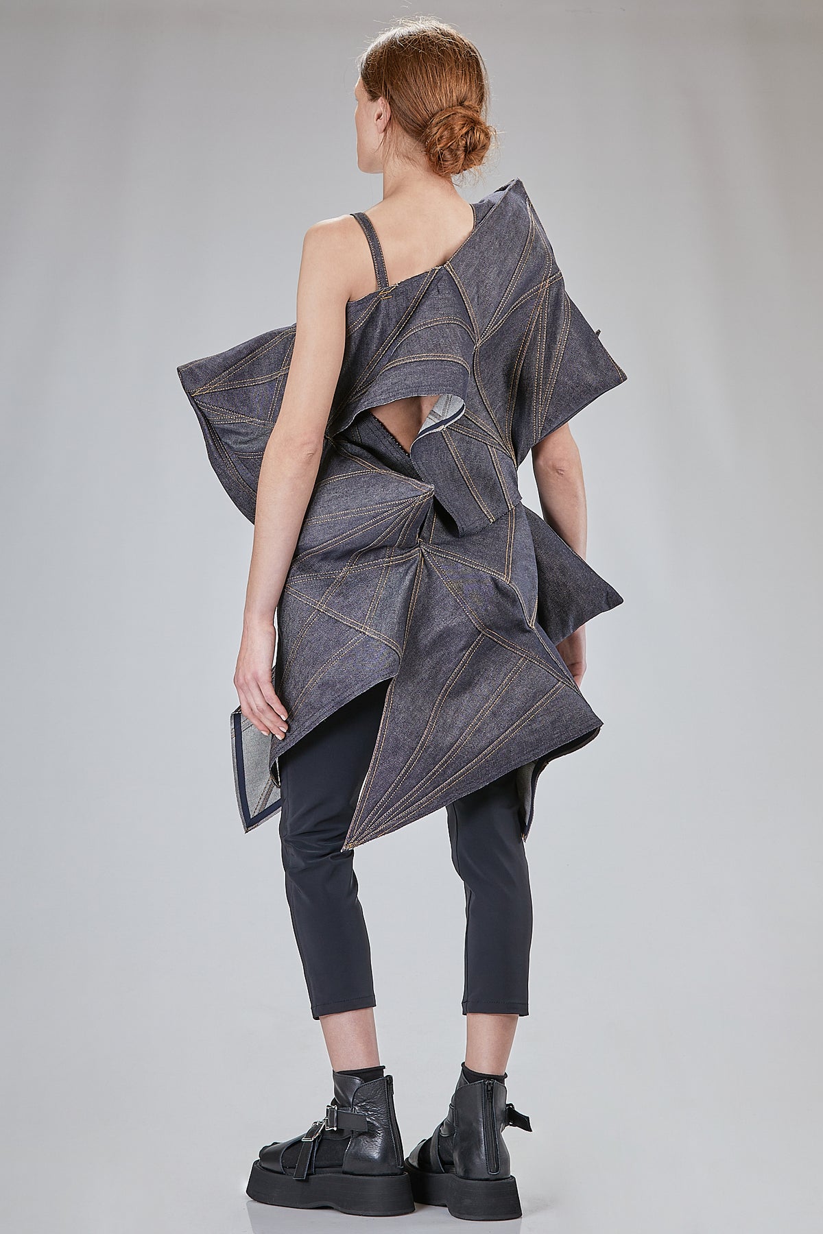 Ivo Milan Radical Fashion - tuniche - JUNYA WATANABE