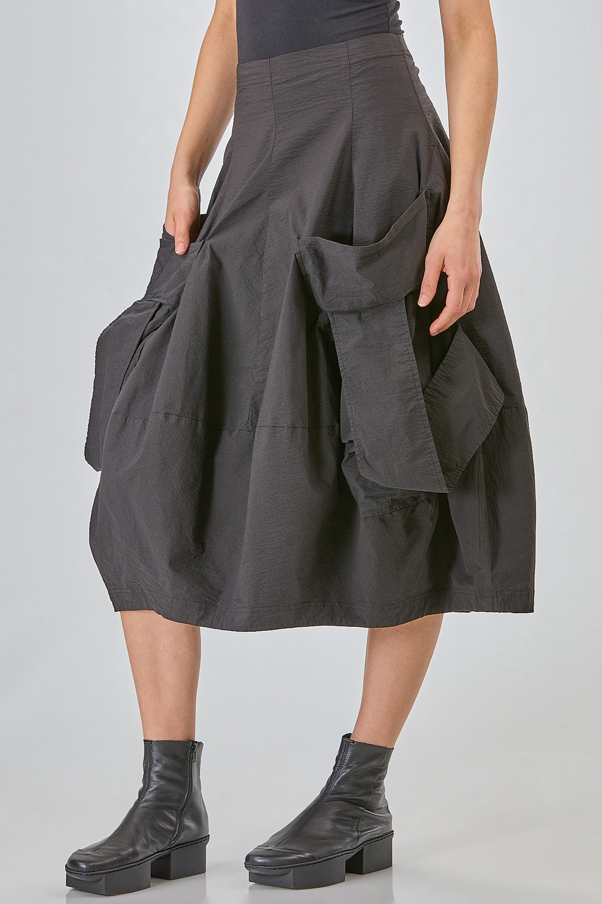http://localhost:8180/imgBeestore/31784-1 A.jpg