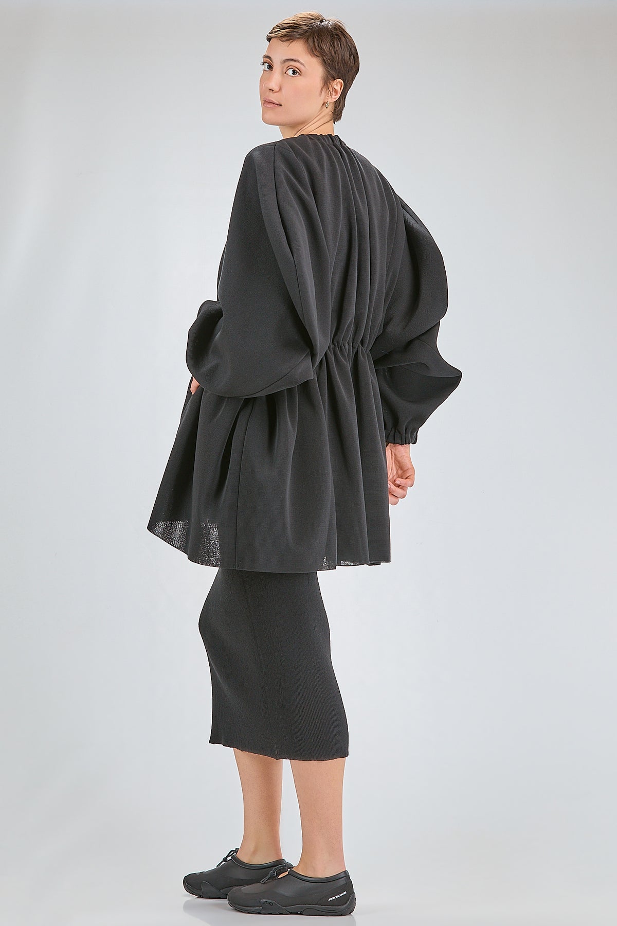 http://localhost:8180/imgBeestore/31659-1 A.jpg