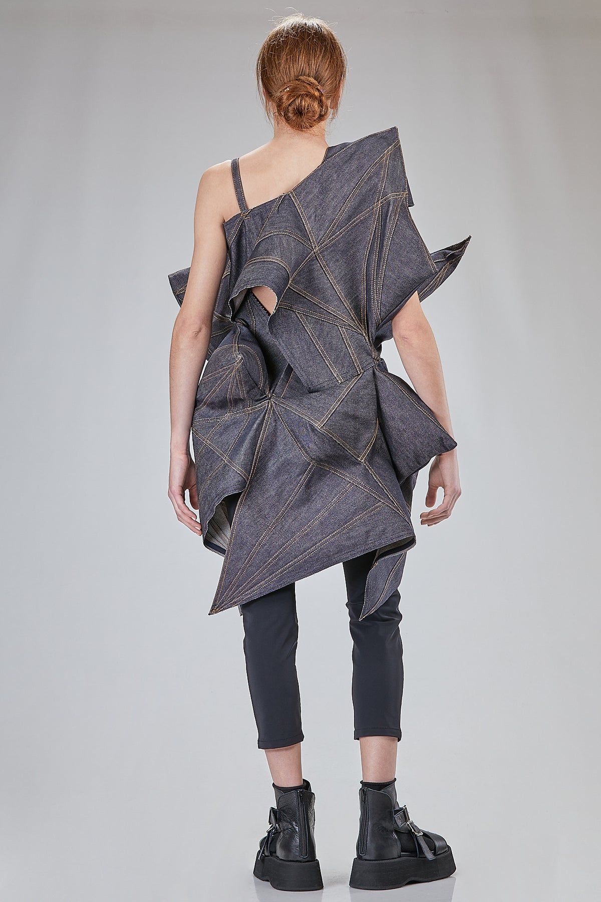 Ivo Milan Radical Fashion - tuniche - JUNYA WATANABE