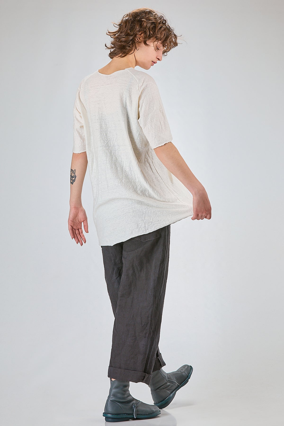 http://localhost:8180/imgBeestore/31590-1 A.jpg