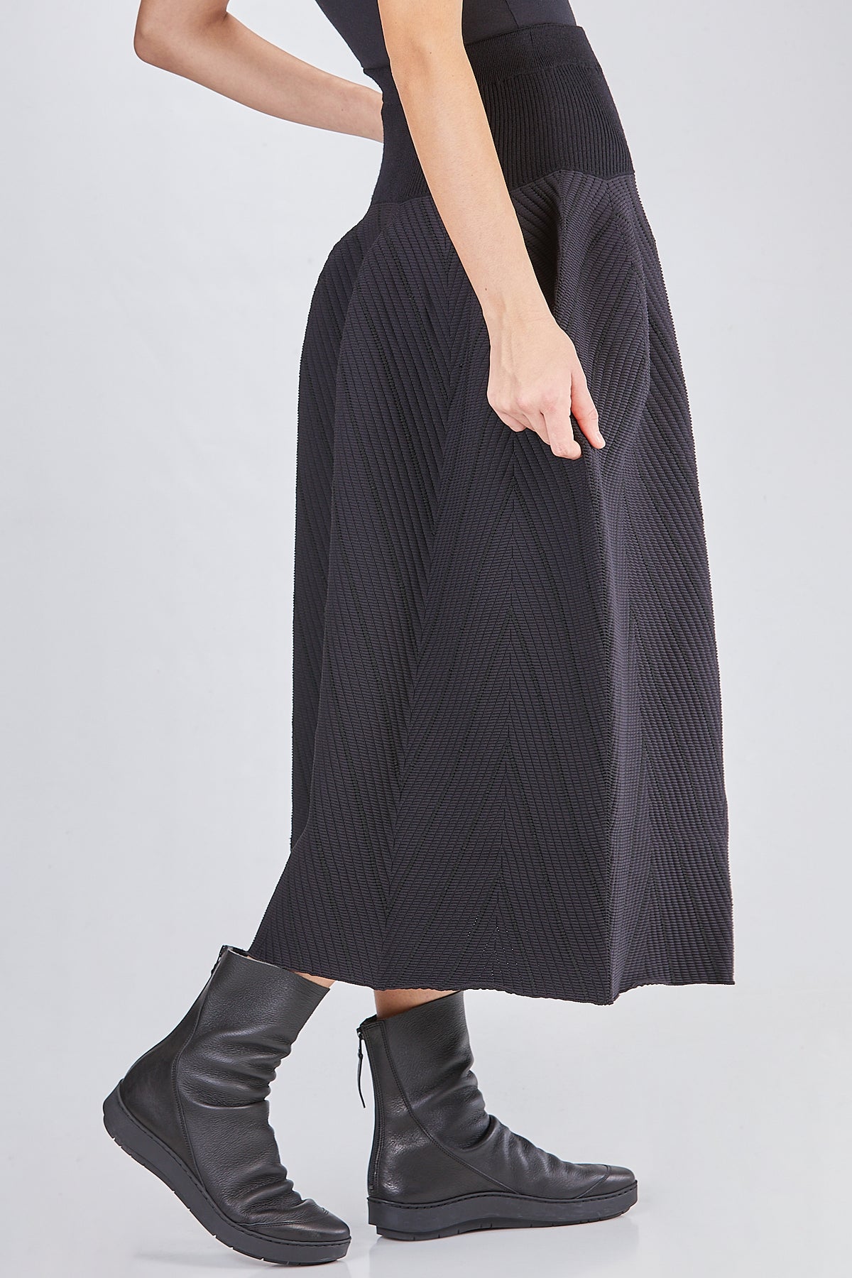 Ivo Milan Radical Fashion - gonne - CFCL