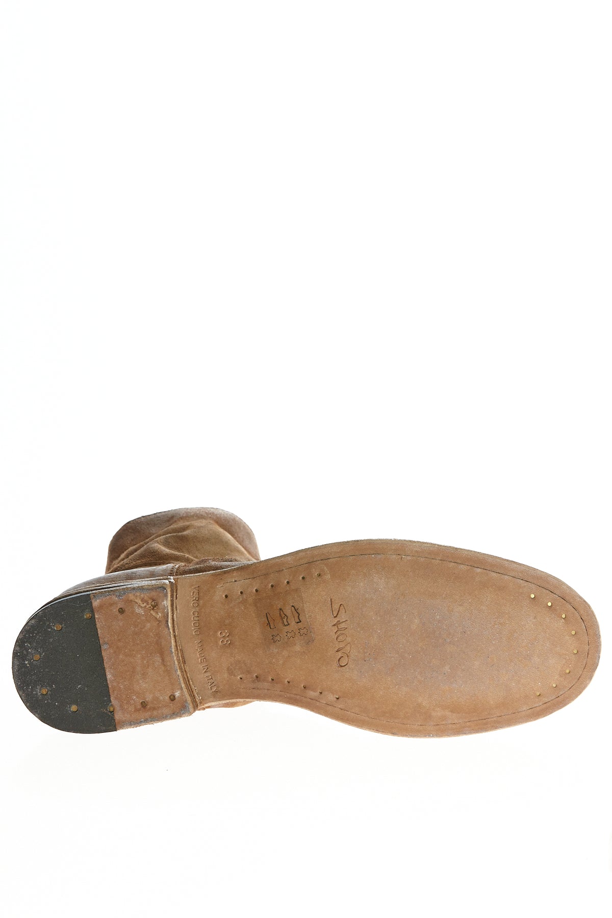Ankle boot in aged-effect suede