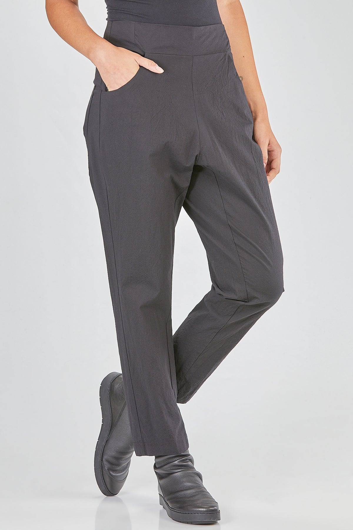 Ivo Milan Radical Fashion - pantaloni - RUNDHOLZ