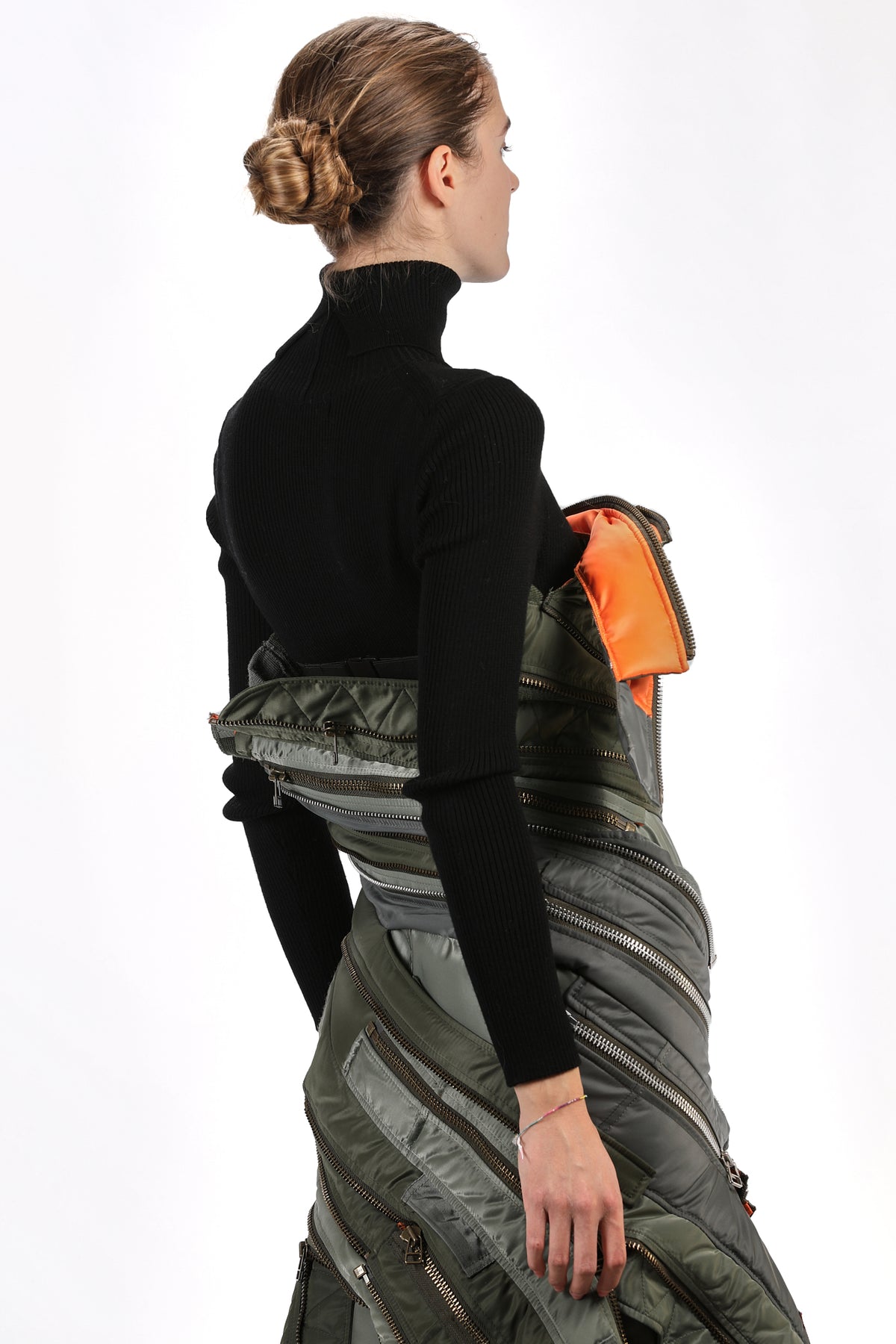 \GESTIONALEimgBeestore29087-1 A IVO MILAN RADICAL FASHION presents JUNYA WATANABE COMME DES GARCONS long green hunting dress made with nylon satin bands joined by zip.jpg