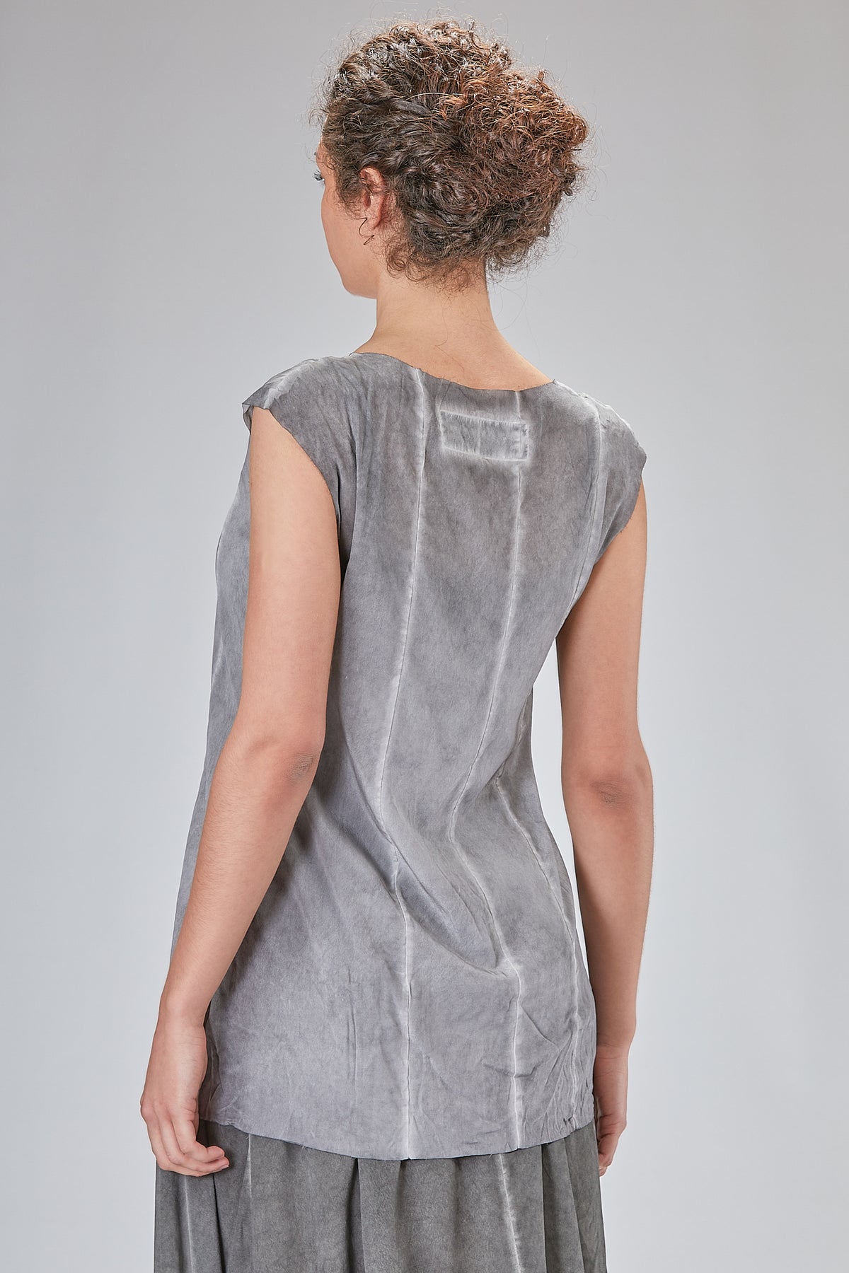 Ivo Milan Radical Fashion - top - RUNDHOLZ DIP