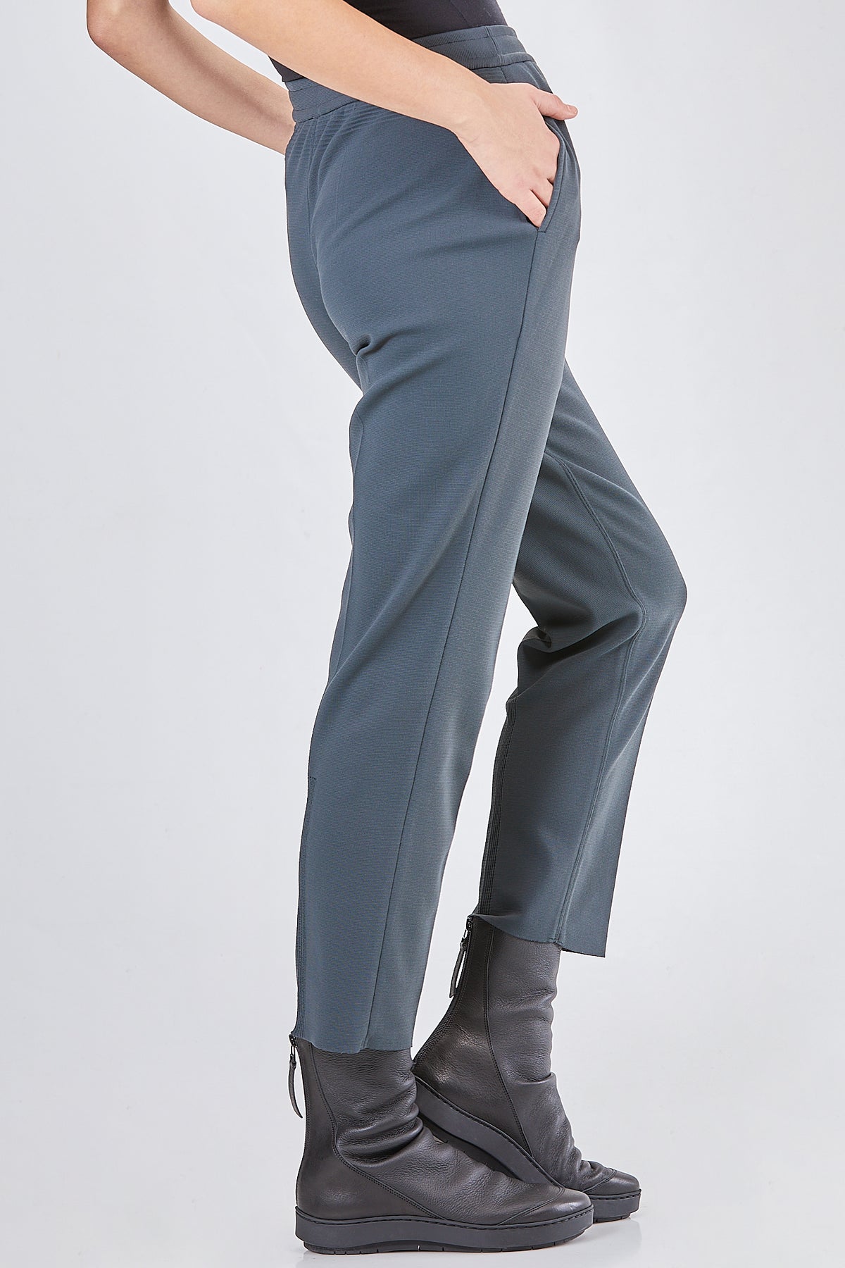 Ivo Milan Radical Fashion - pantaloni - CFCL