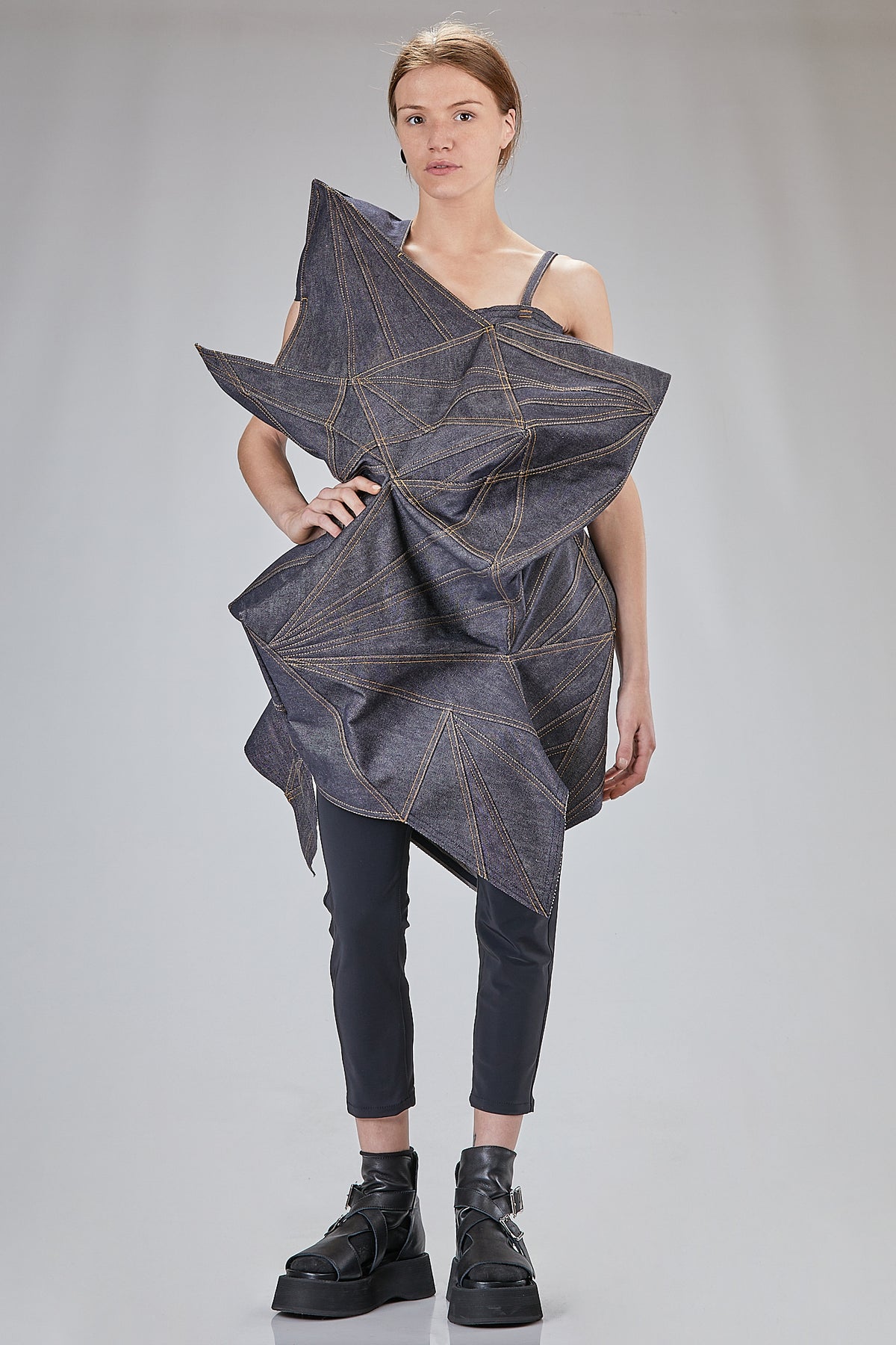 Ivo Milan Radical Fashion - tuniche - JUNYA WATANABE