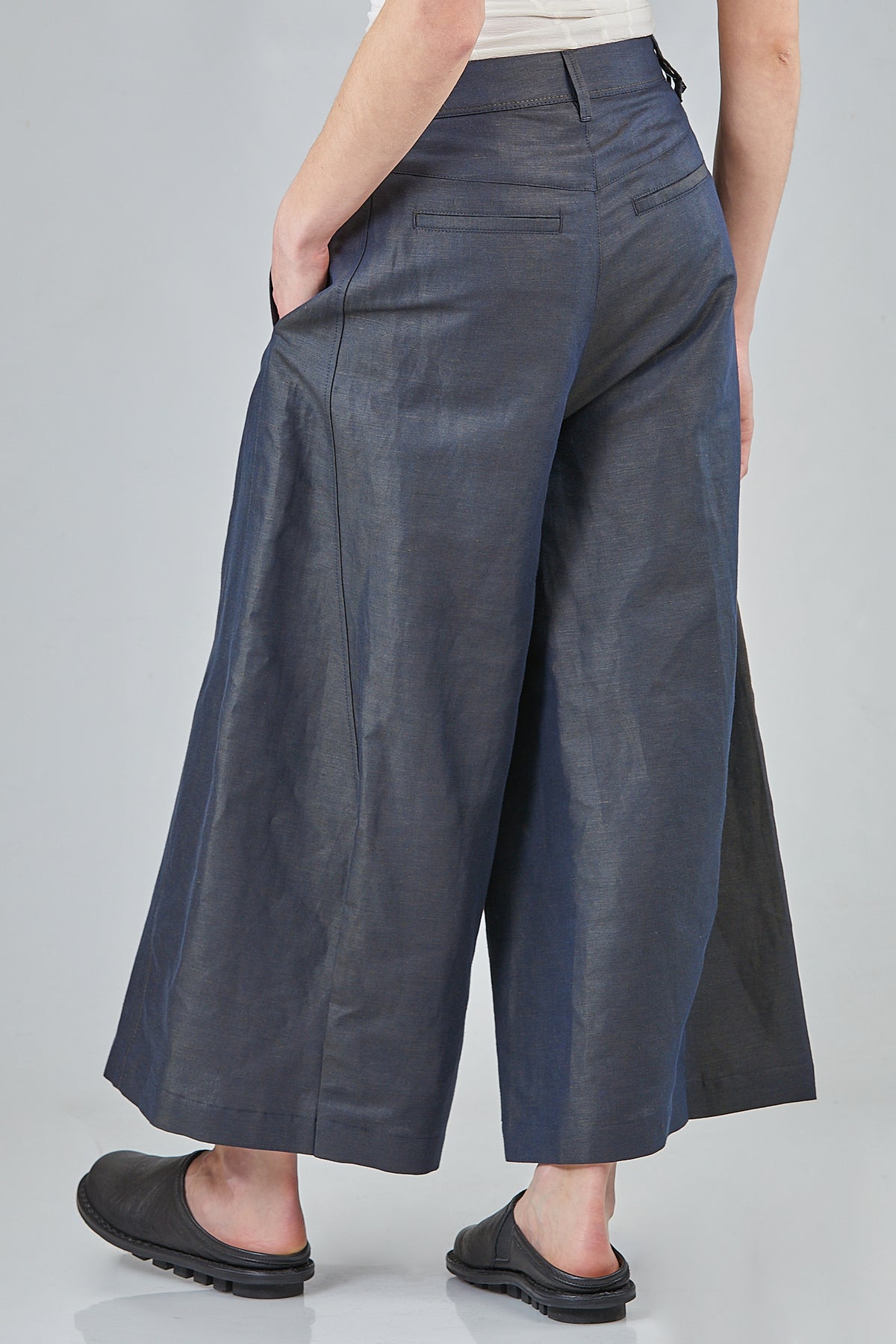Ivo Milan Radical Fashion - pantaloni - HIGH