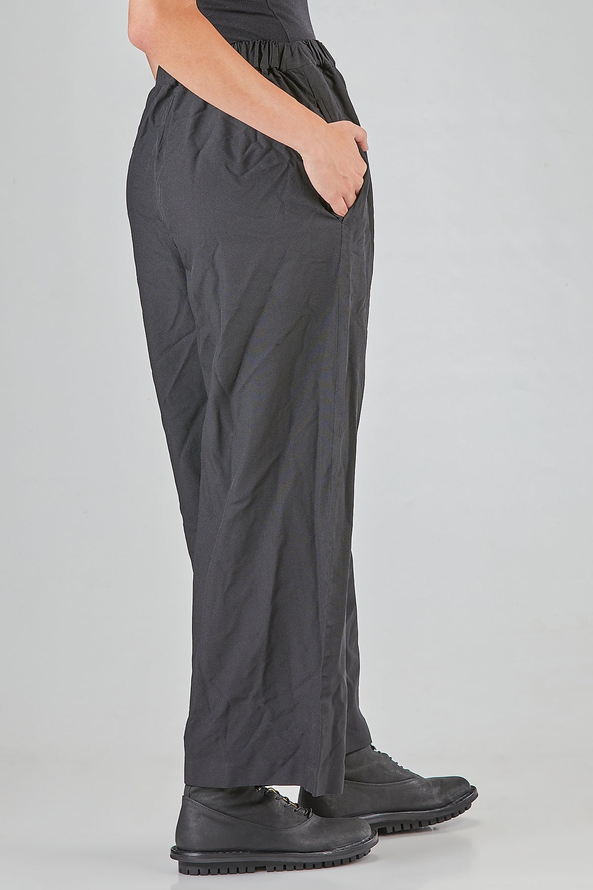 Ivo Milan Radical Fashion - pantaloni - COMME DES GARÇONS-COMME DES GARÇONS